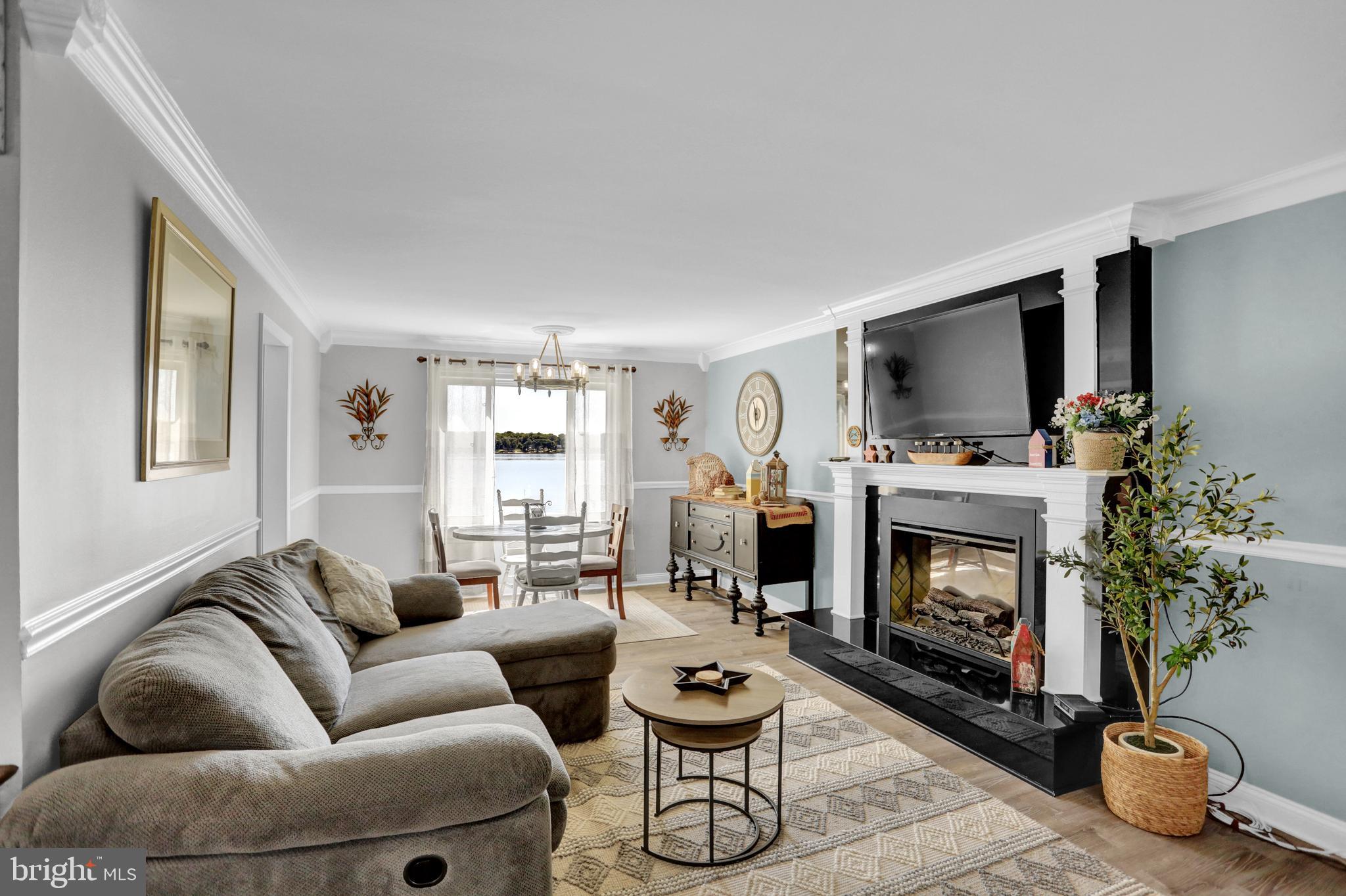 LONG BAR HARBOR - Residential