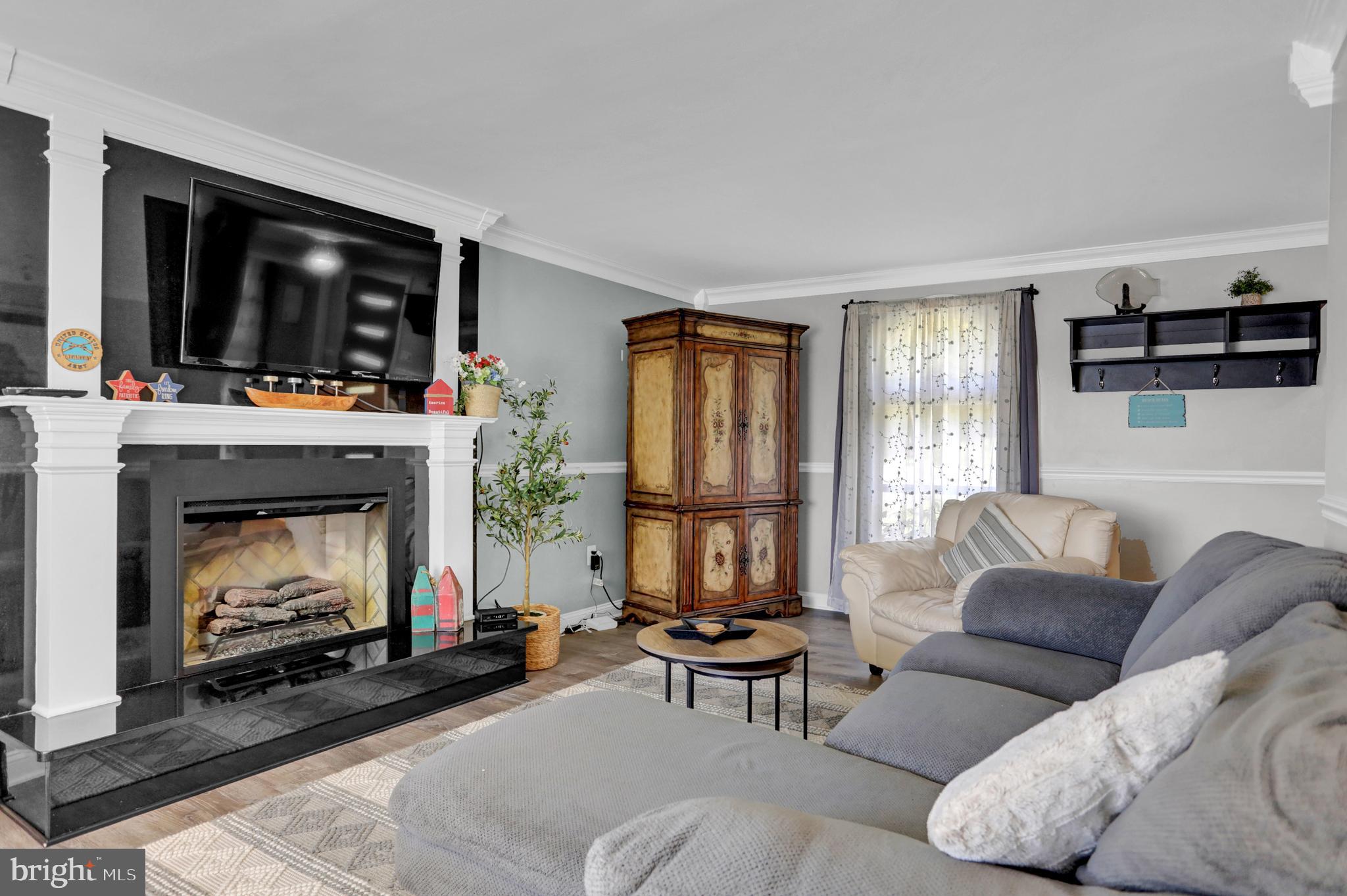 LONG BAR HARBOR - Residential