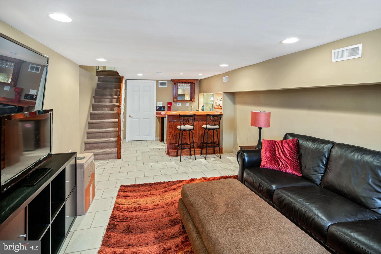 GRADUATE HOSPITAL - Residential Lease