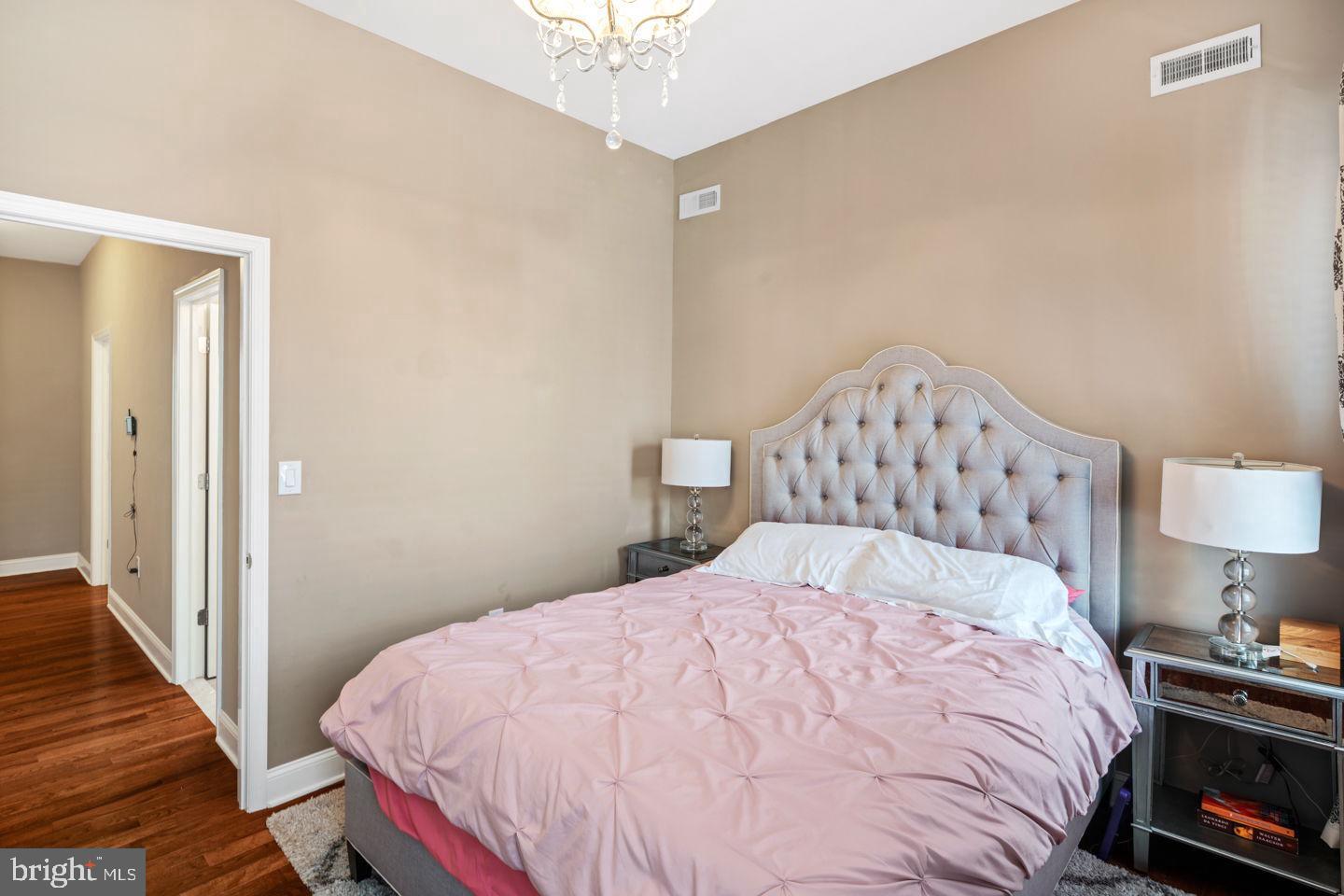 GRADUATE HOSPITAL - Residential Lease