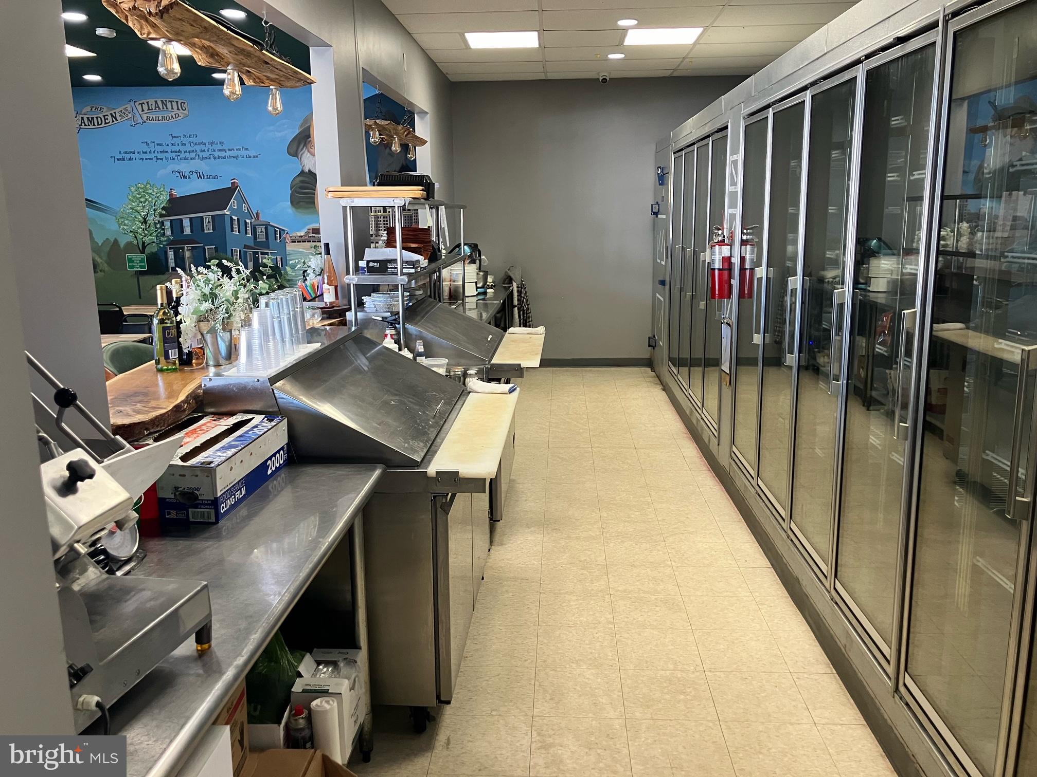 415 N WHITE HORSE PIKE