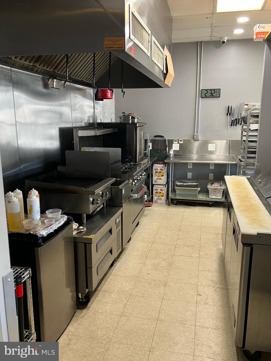 415 N WHITE HORSE PIKE