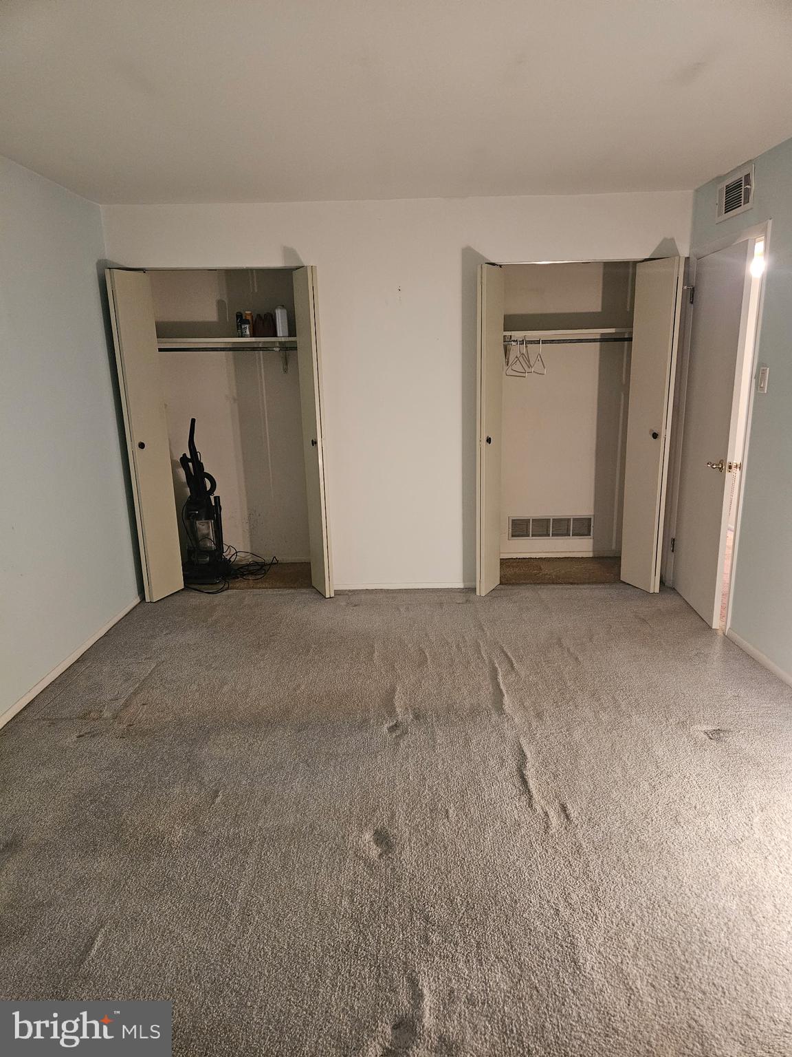 DANBURY VILLAGE - Residential