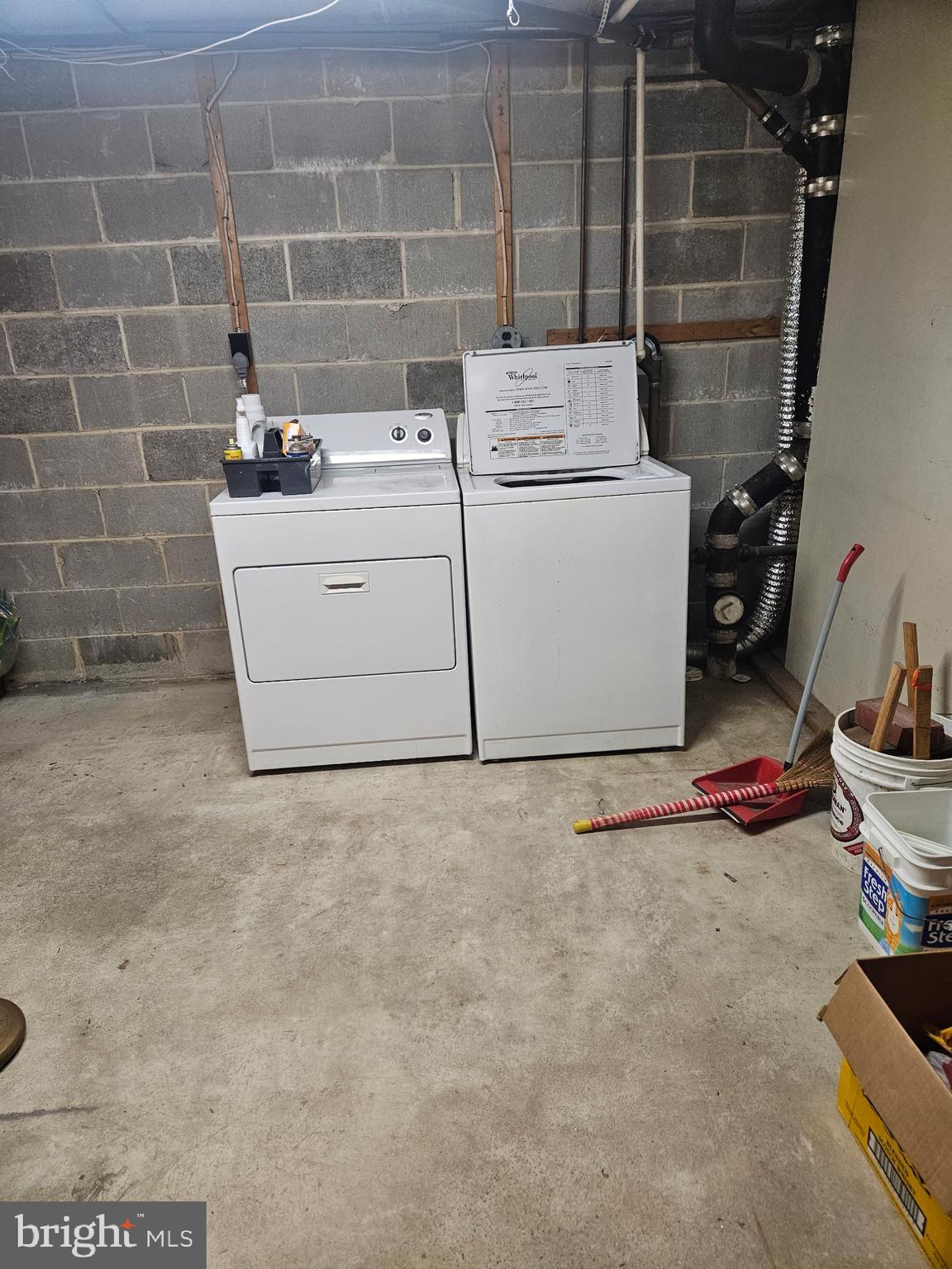 DANBURY VILLAGE - Residential