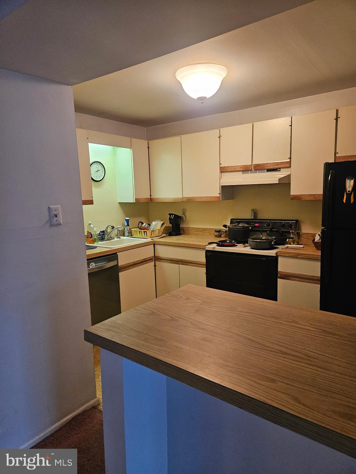 DANBURY VILLAGE - Residential