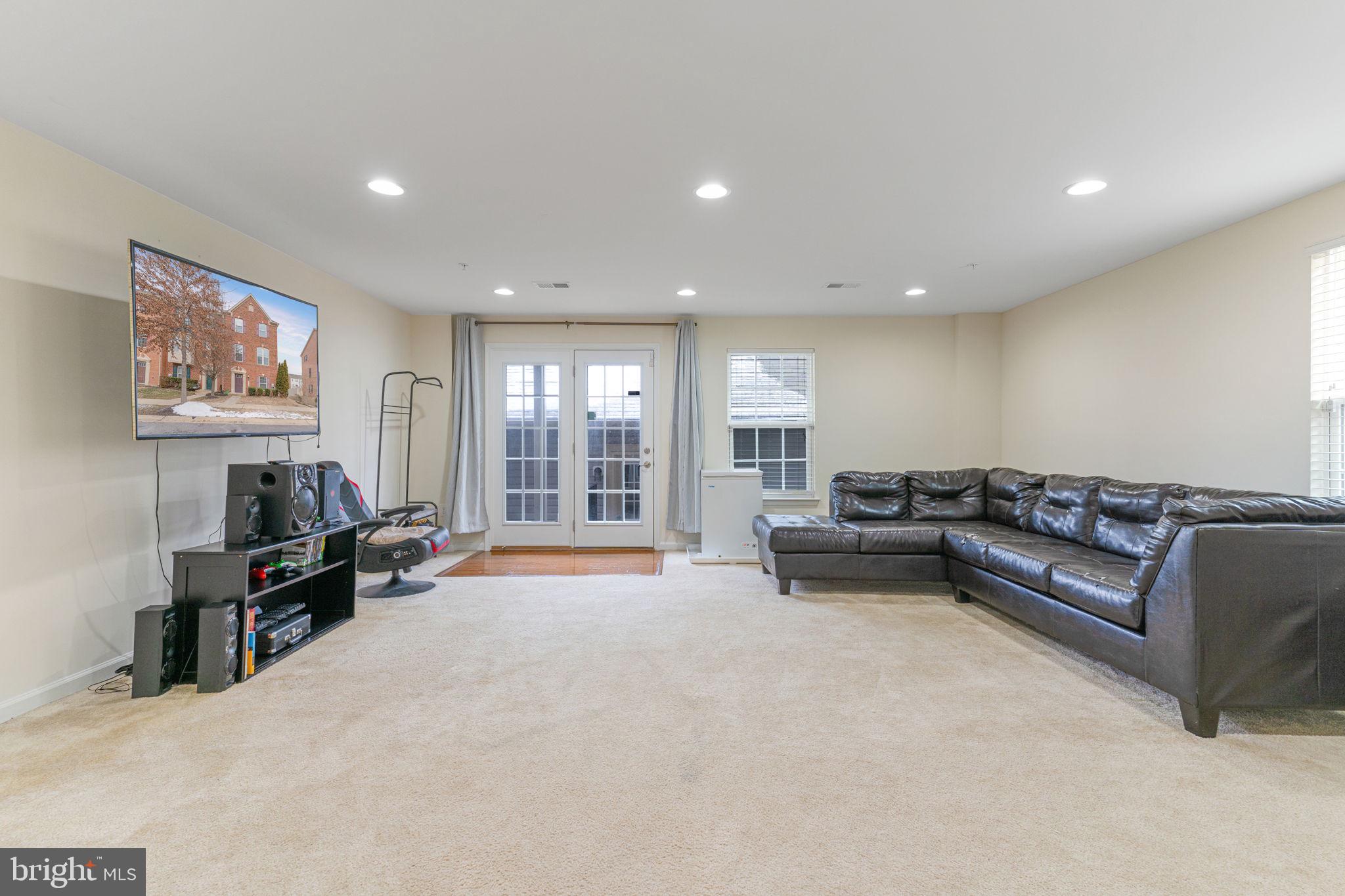 ST CHARLES SUB - FIELDSIDE - Residential