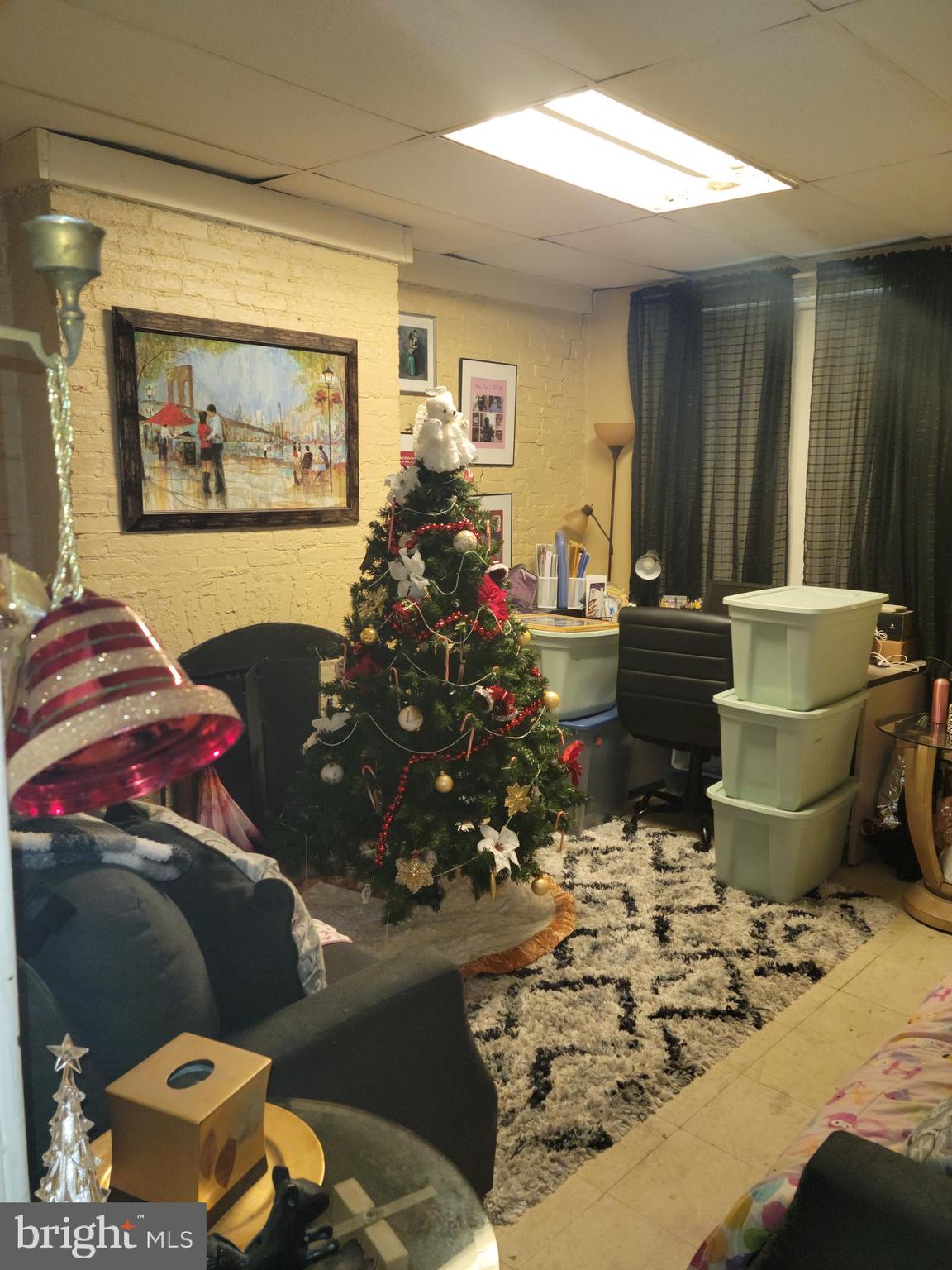 JOHNSTON SQUARE - Residential