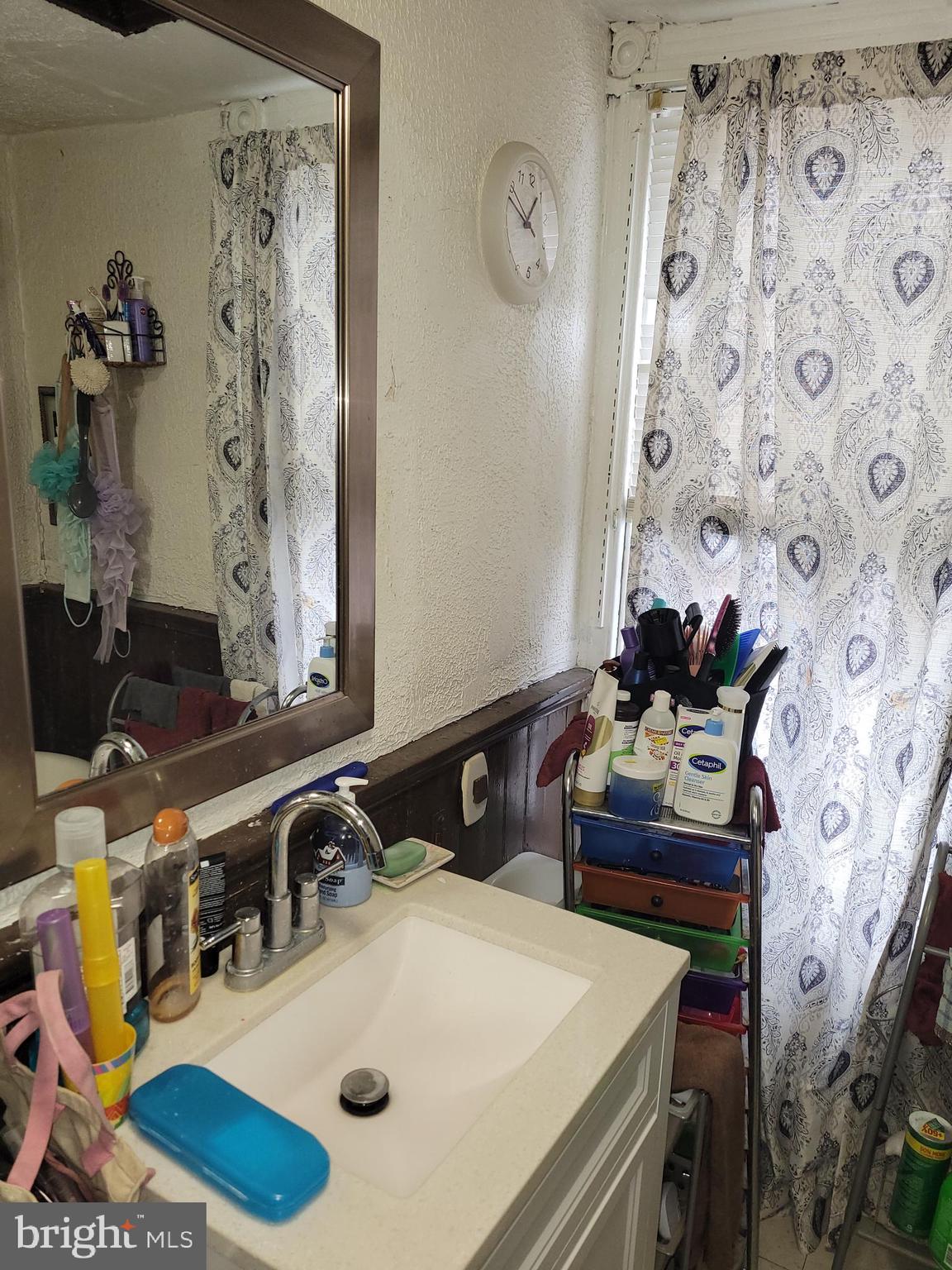 JOHNSTON SQUARE - Residential