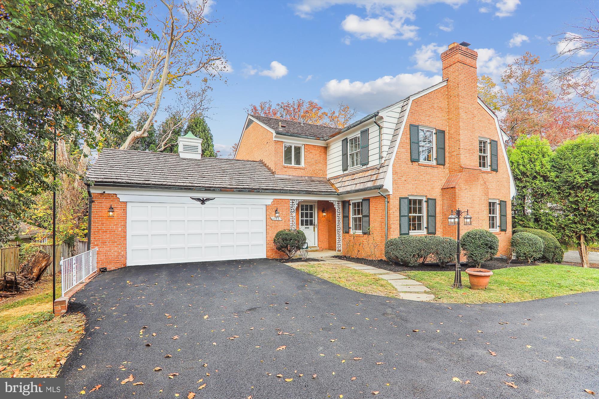 THE HAMLET - Residential