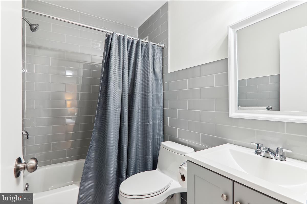 THE HAMLET - Residential