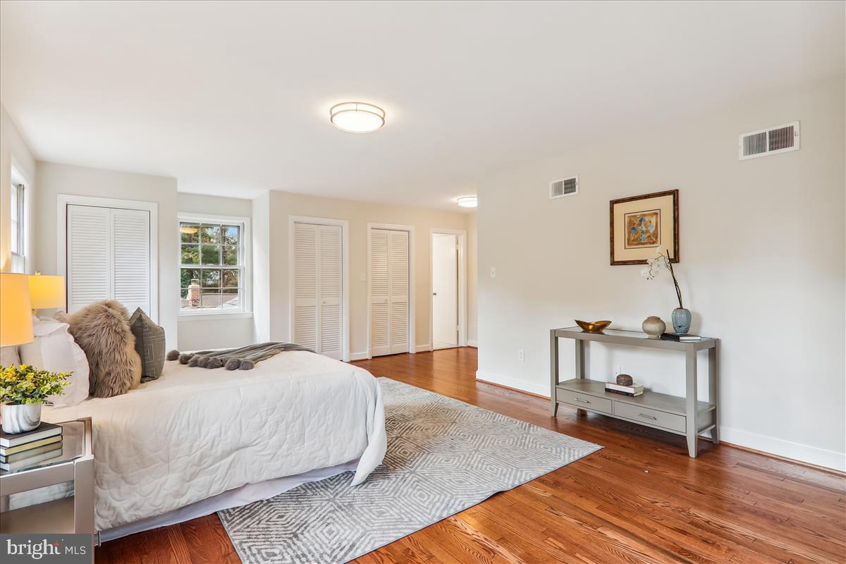 THE HAMLET - Residential