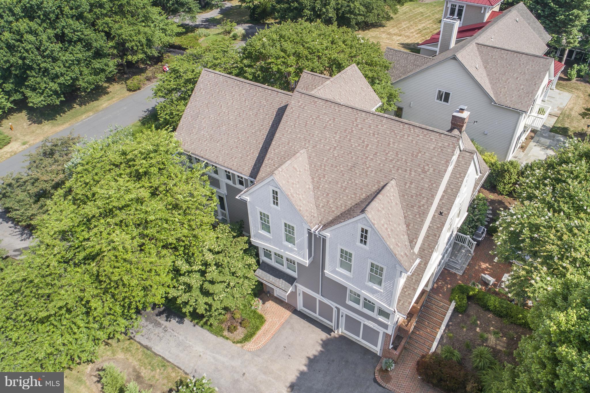 FISHING CREEK FARM - Residential