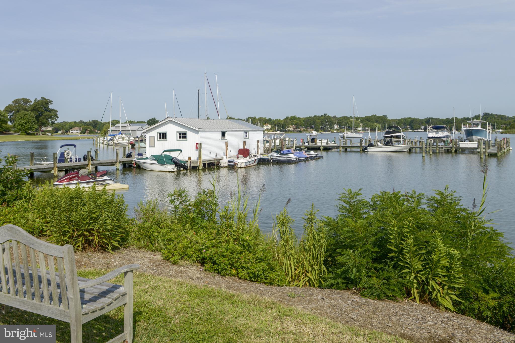 FISHING CREEK FARM - Residential