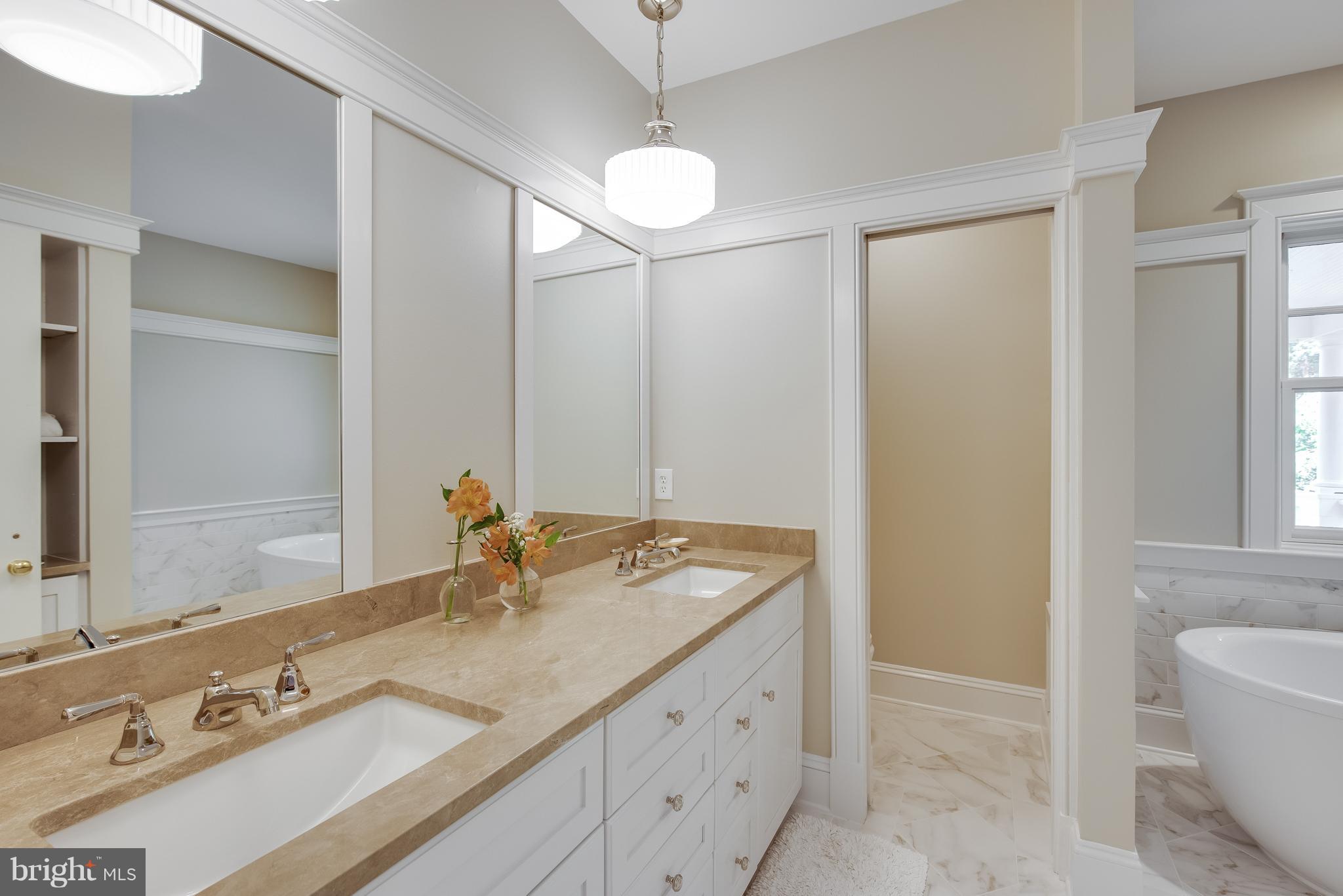 FISHING CREEK FARM - Residential