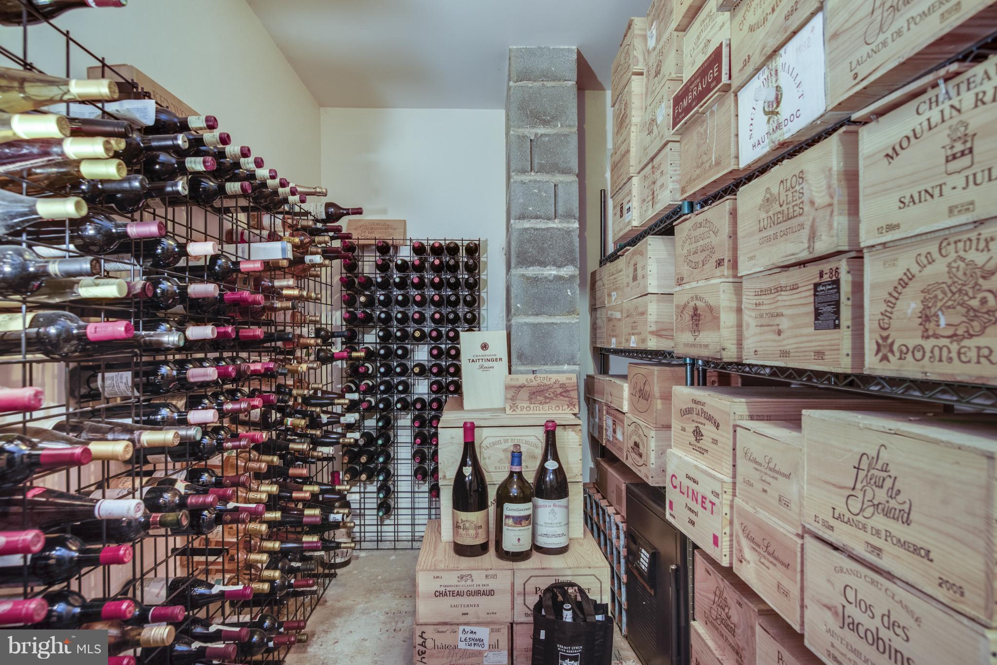 FISHING CREEK FARM - Residential