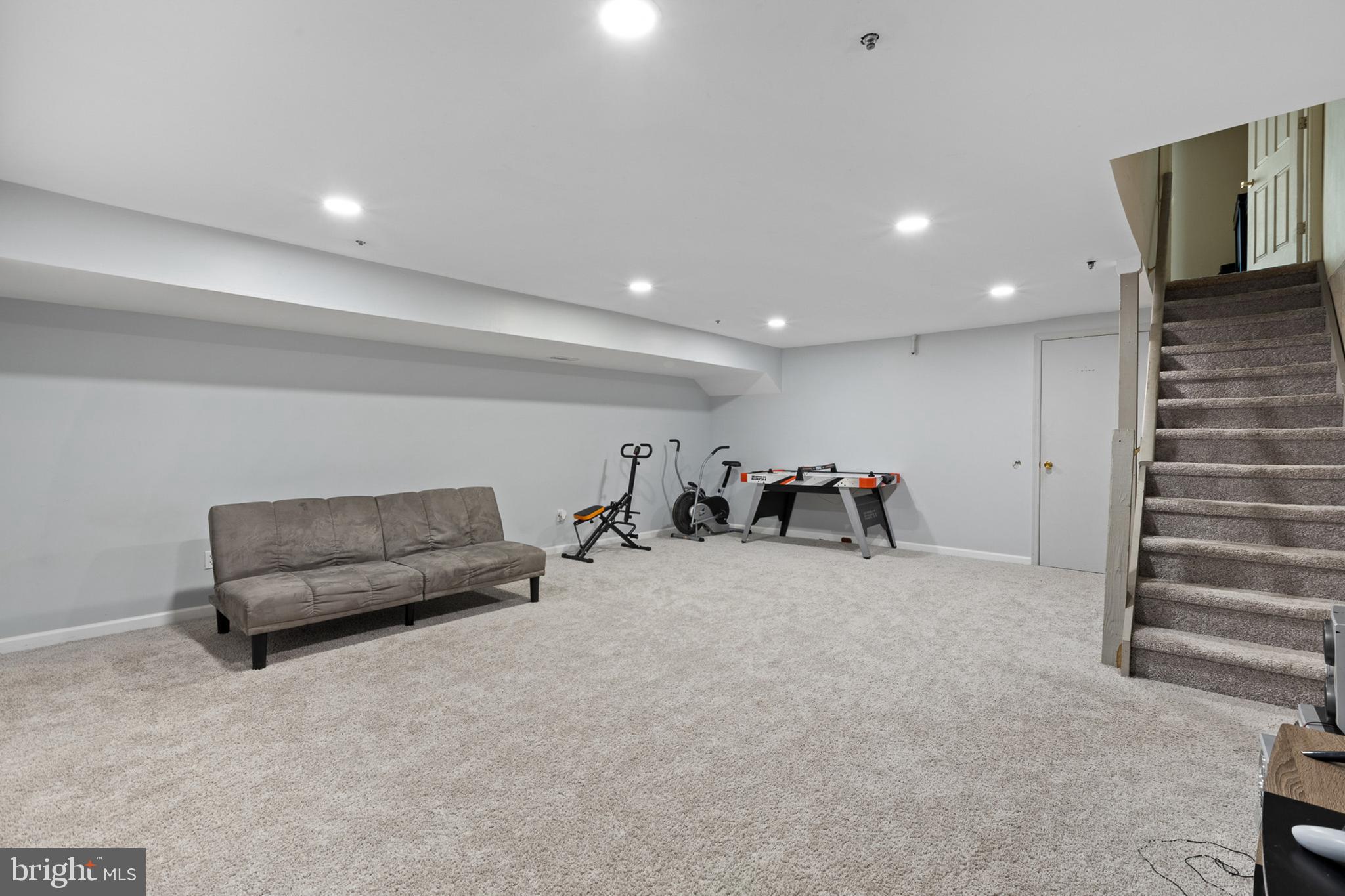 SPRINGWOOD - Residential