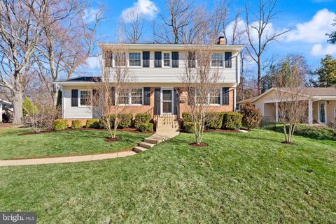 Photo of 10228 Shiloh Street, FAIRFAX, VA 22030 (MLS # VAFC2007728)