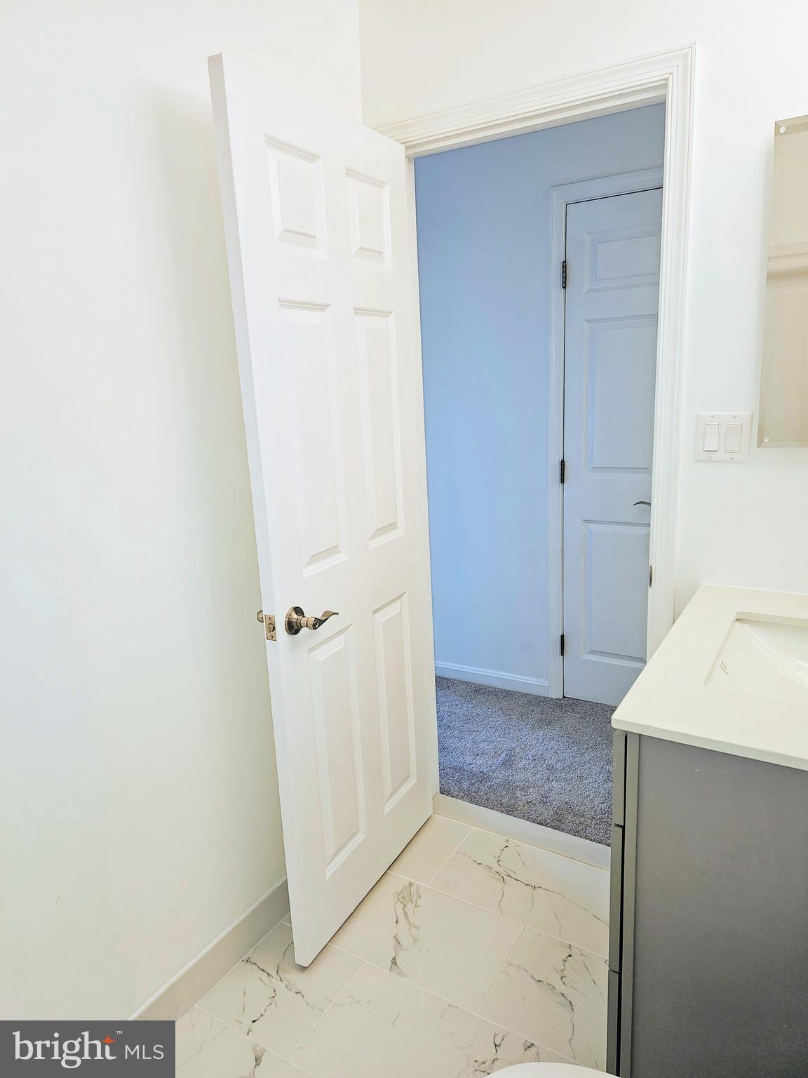 SEVEN OAKS - Residential