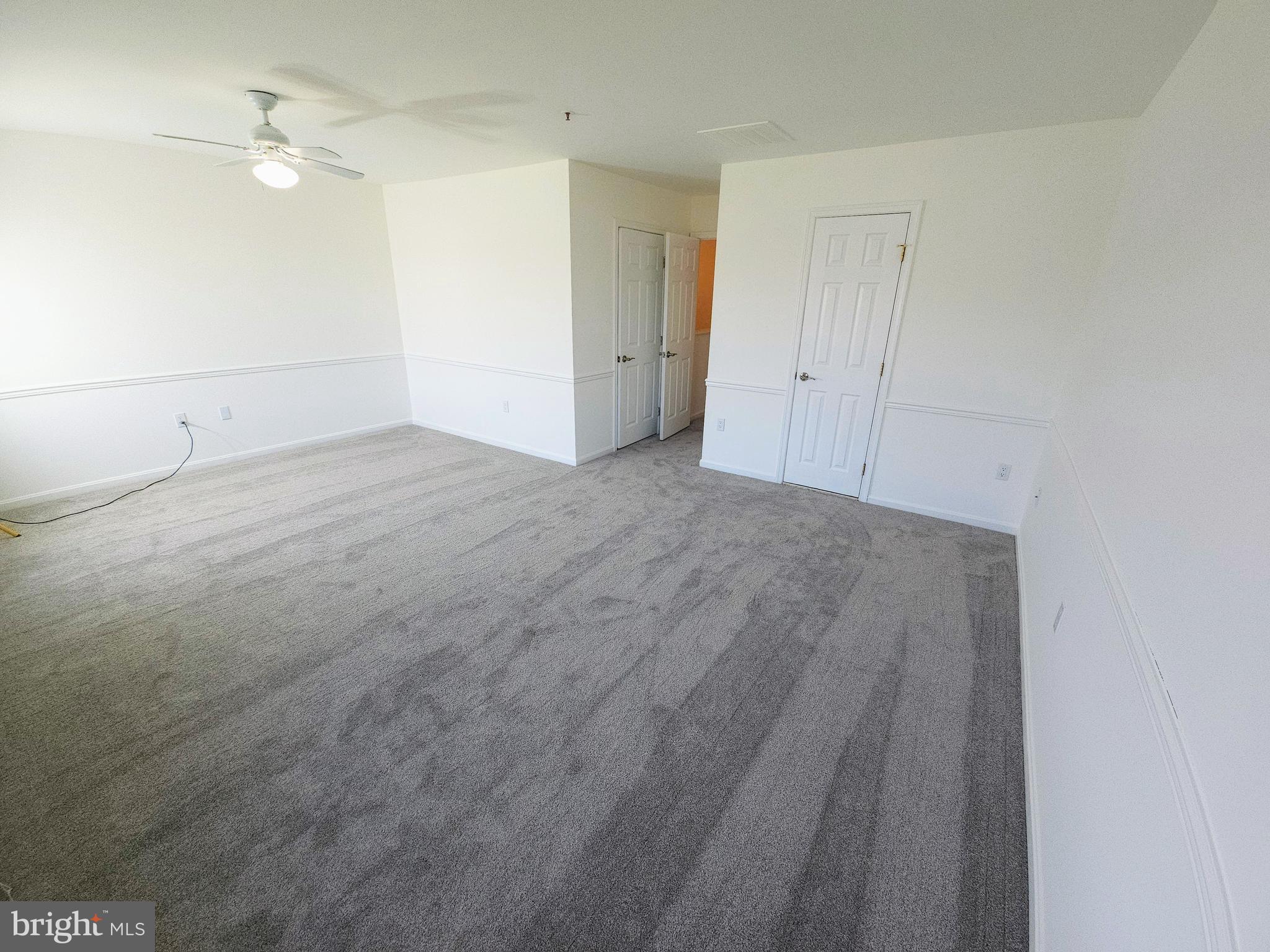 SEVEN OAKS - Residential