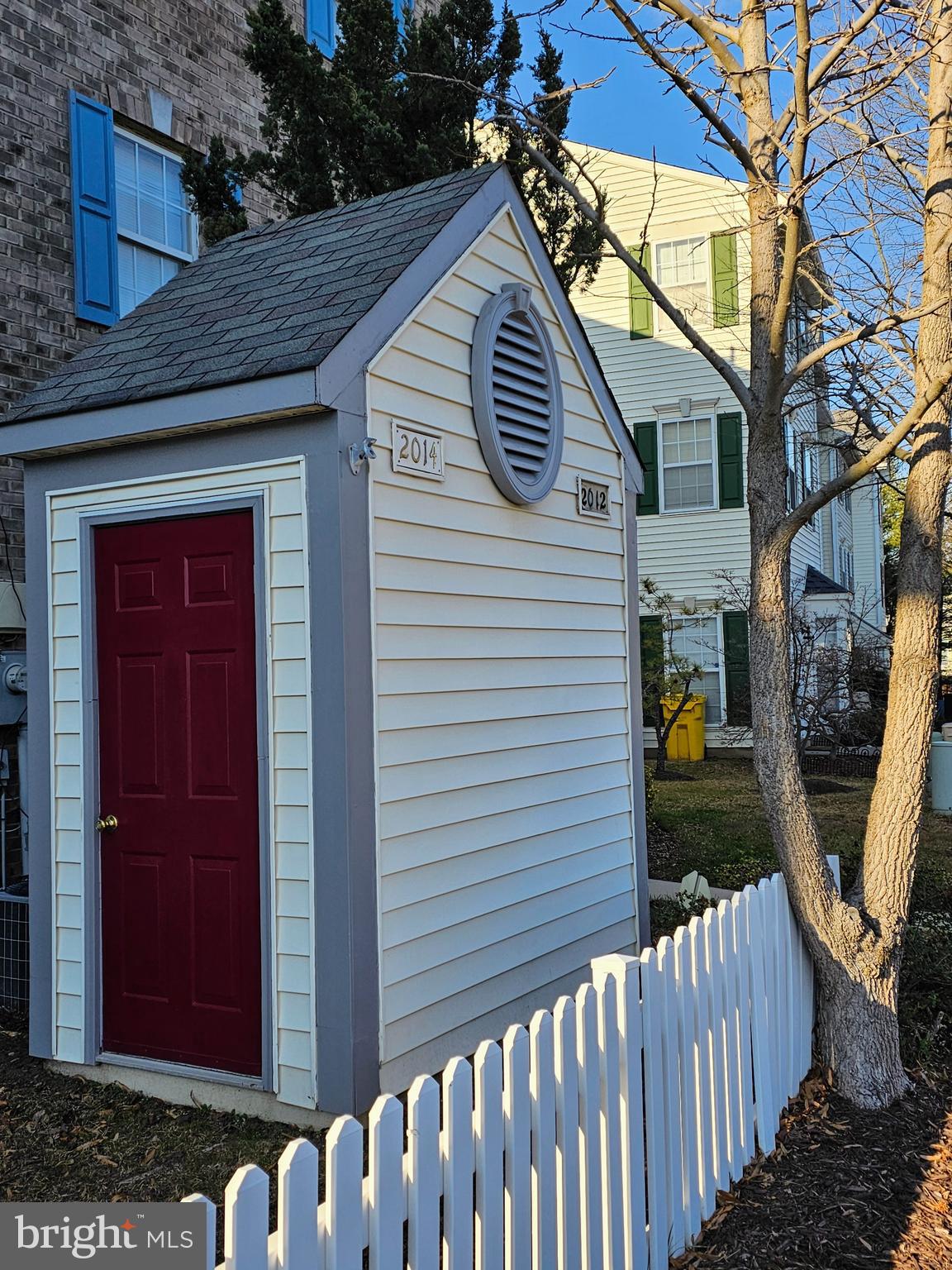 SEVEN OAKS - Residential