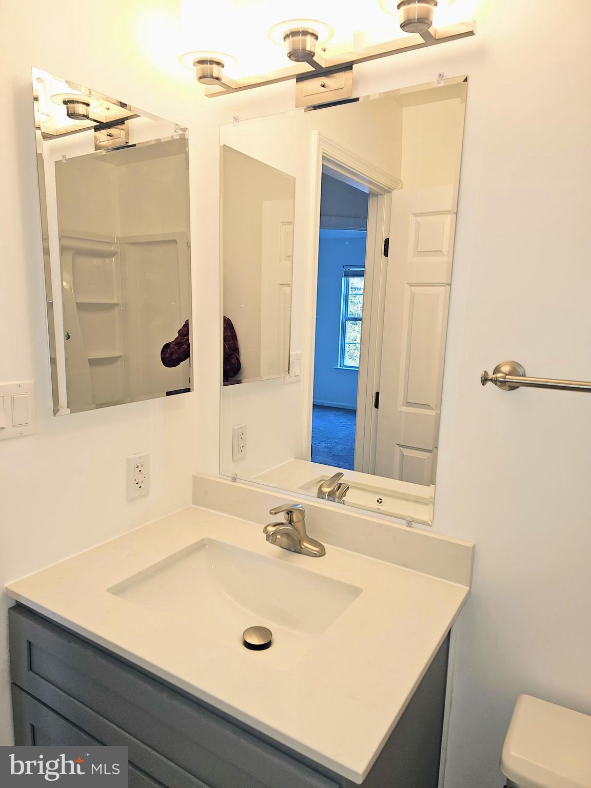 SEVEN OAKS - Residential