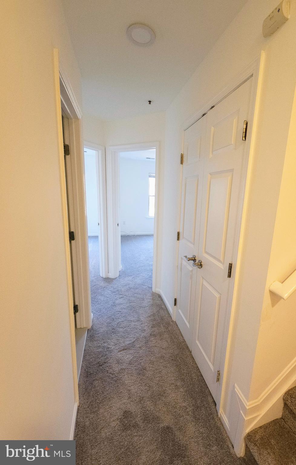 SEVEN OAKS - Residential