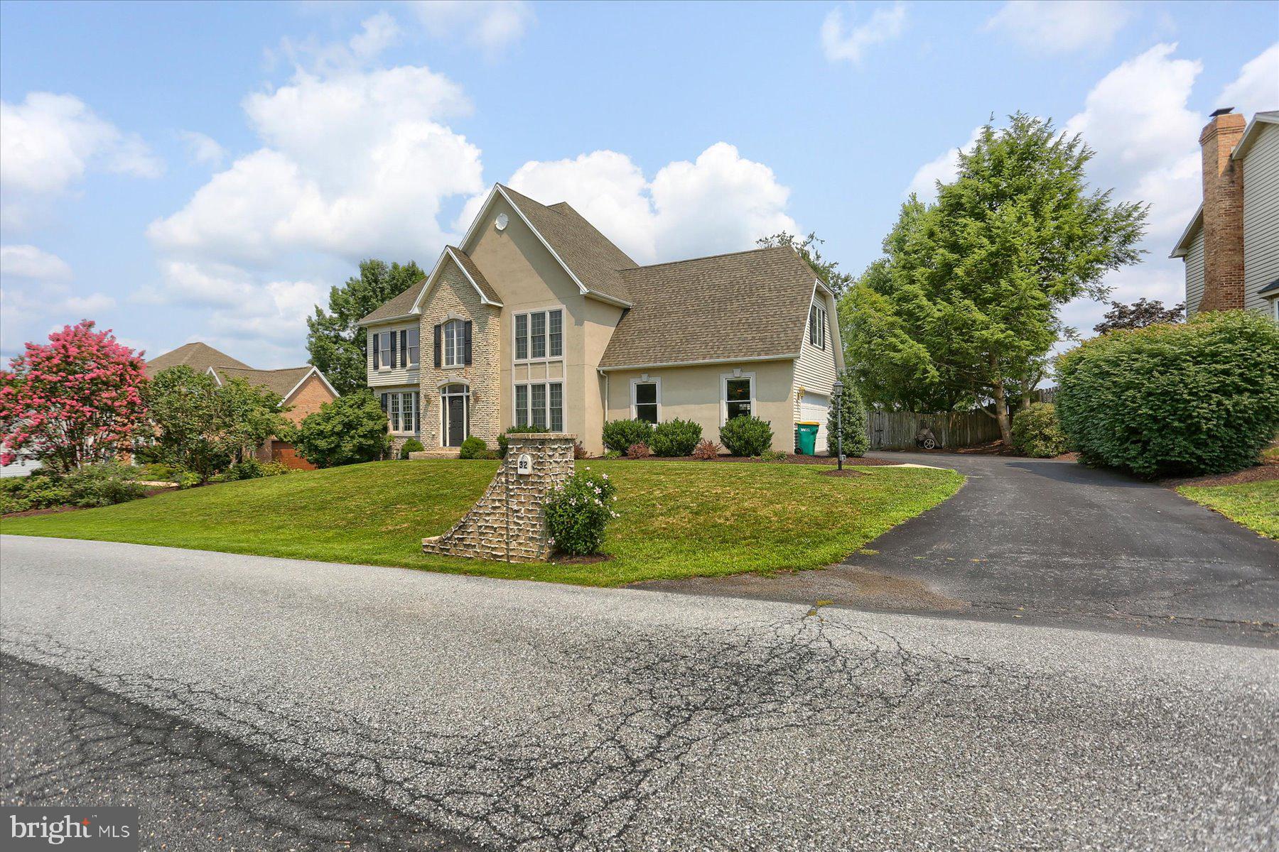 32 SUNFIRE AVENUE