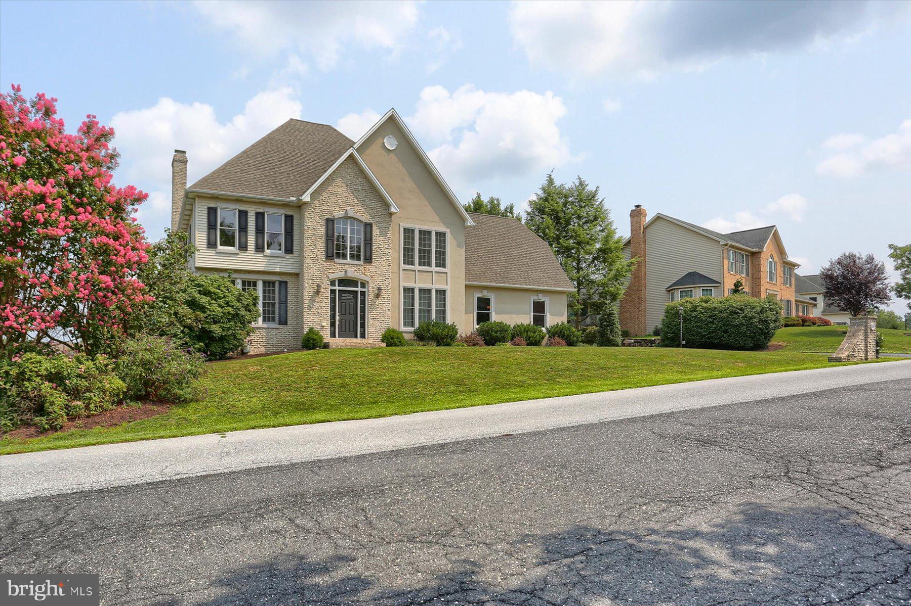 32 SUNFIRE AVENUE