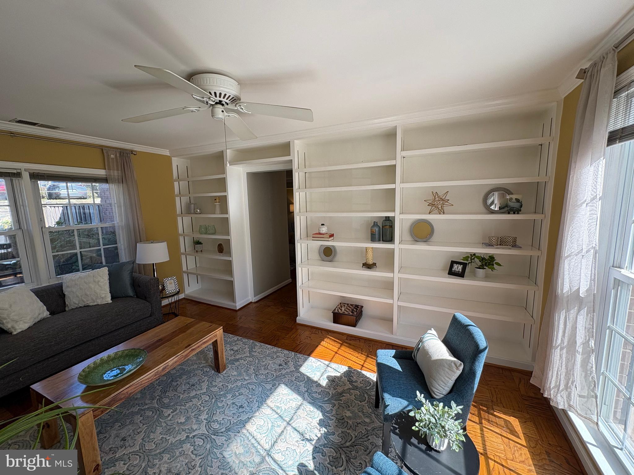 REGENT SQUARE - Residential