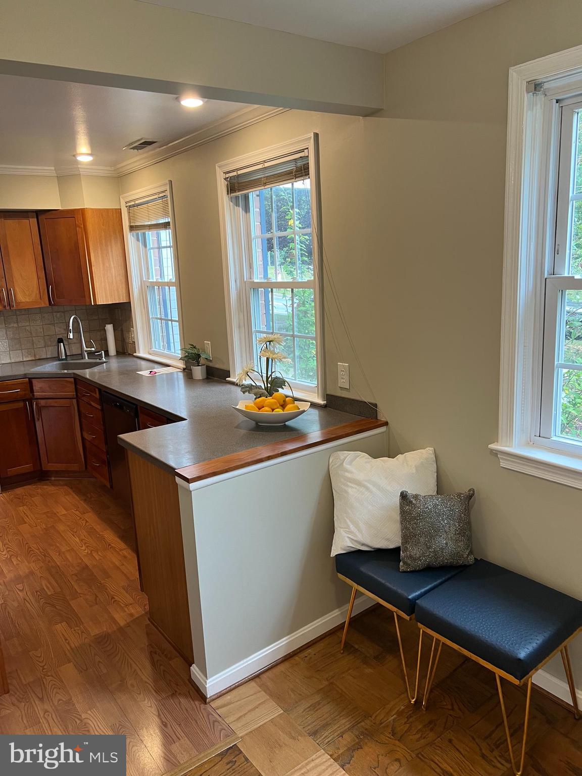 REGENT SQUARE - Residential