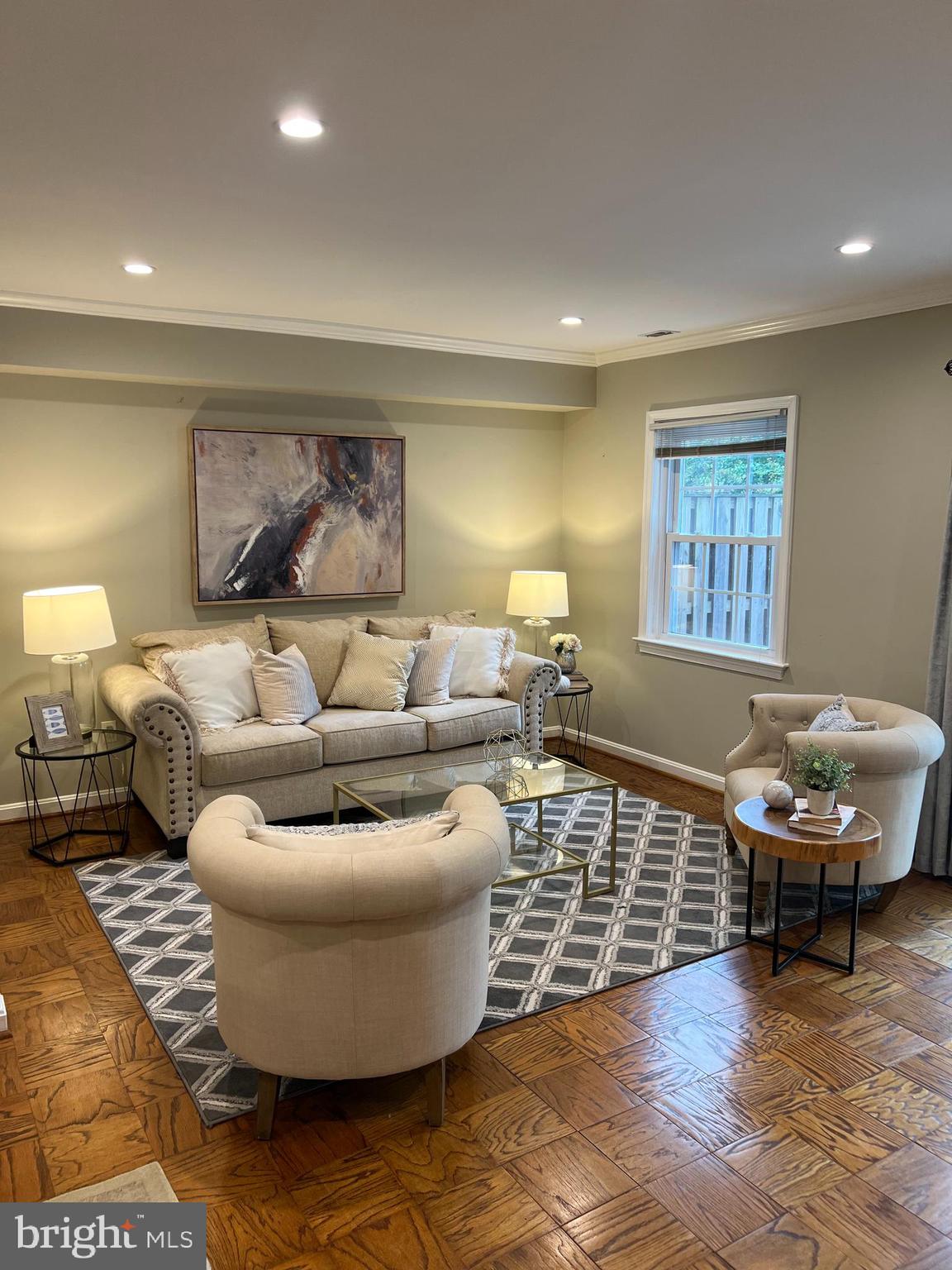 REGENT SQUARE - Residential