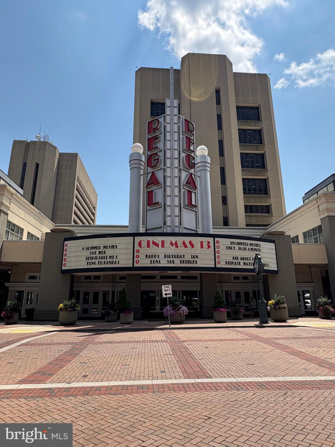 REGENT SQUARE - Residential