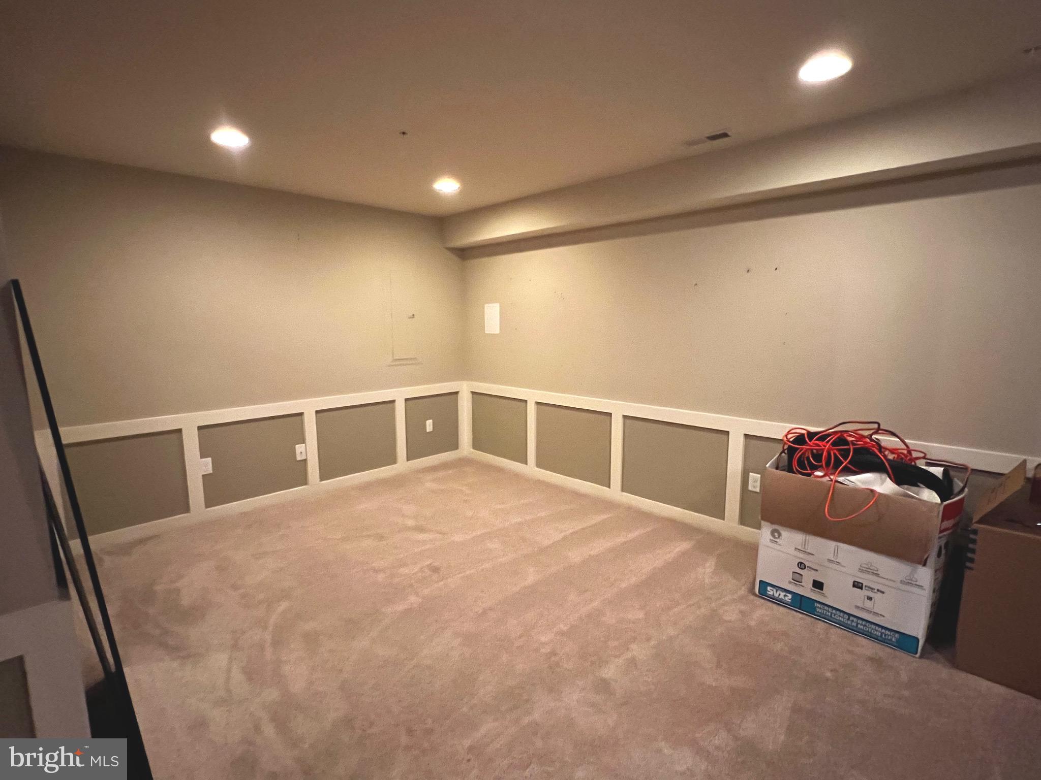 PRIMROSE PARK - Residential Lease