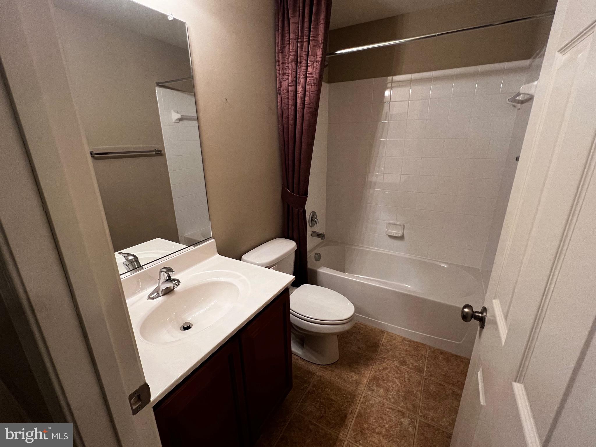 PRIMROSE PARK - Residential Lease