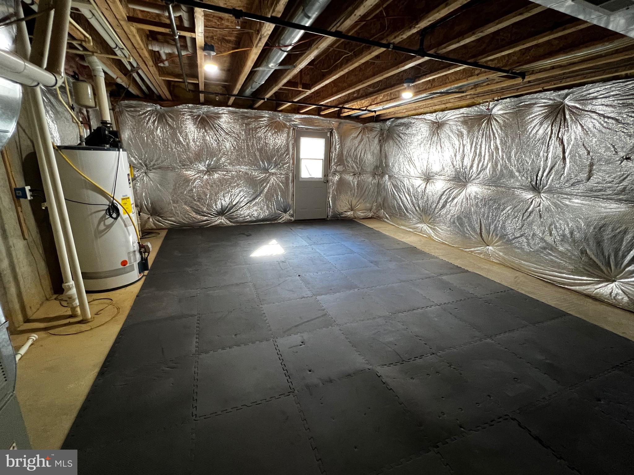 PRIMROSE PARK - Residential Lease