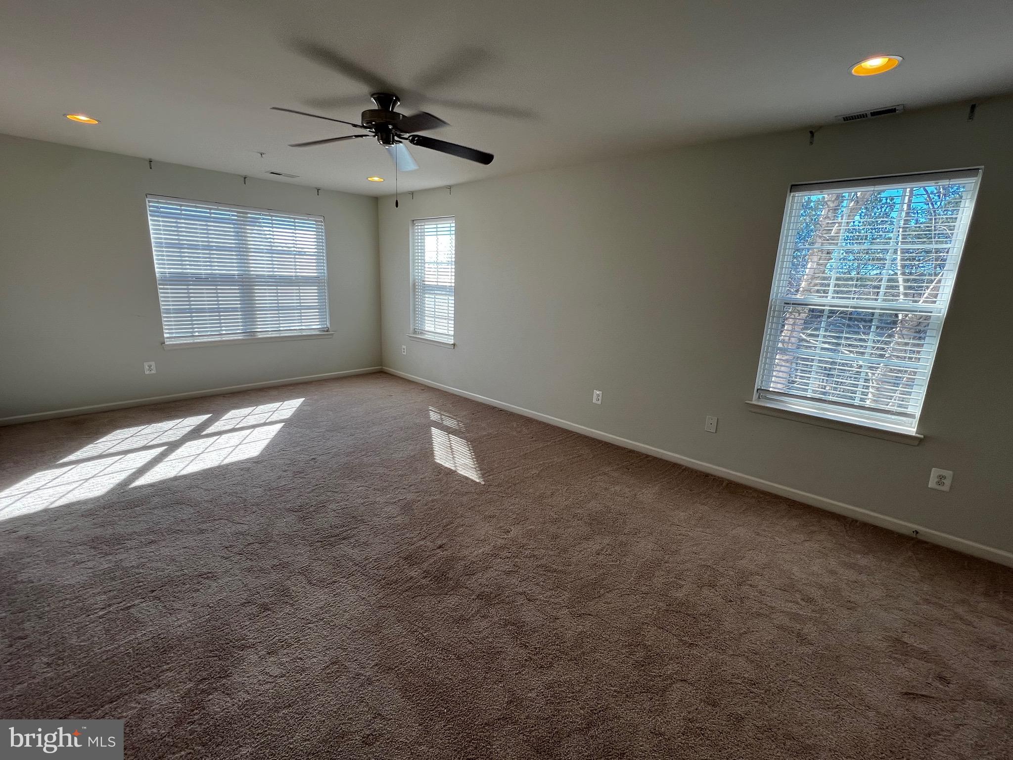 PRIMROSE PARK - Residential Lease