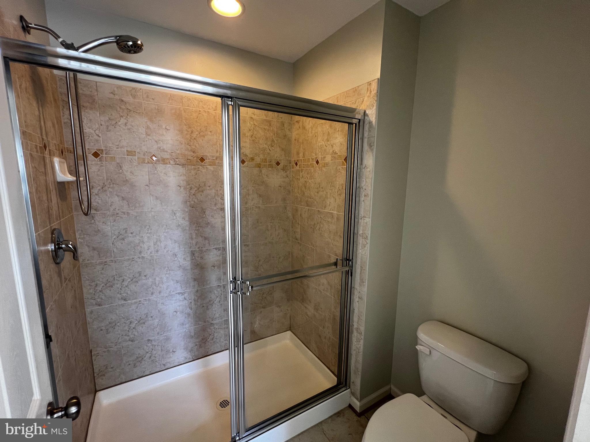 PRIMROSE PARK - Residential Lease