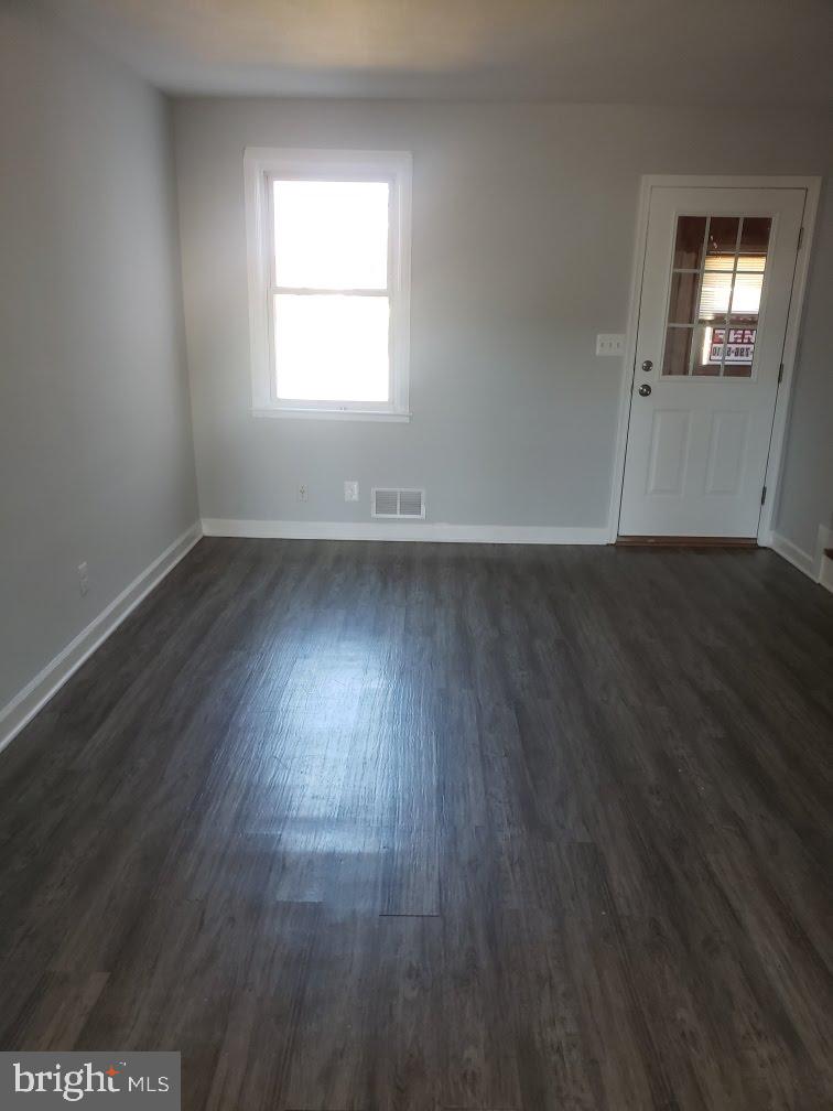 DUNDALK VILLAGE - Residential Lease