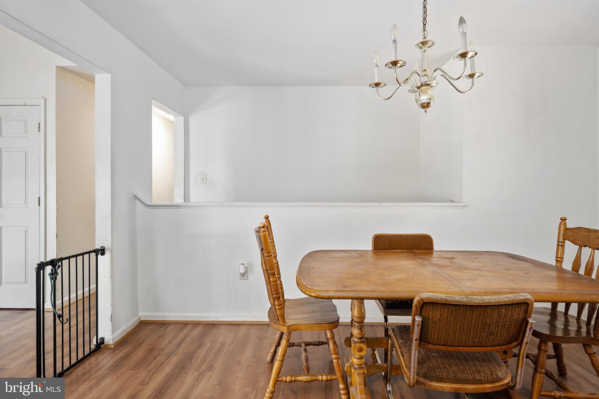 DEVON GREEN - Residential