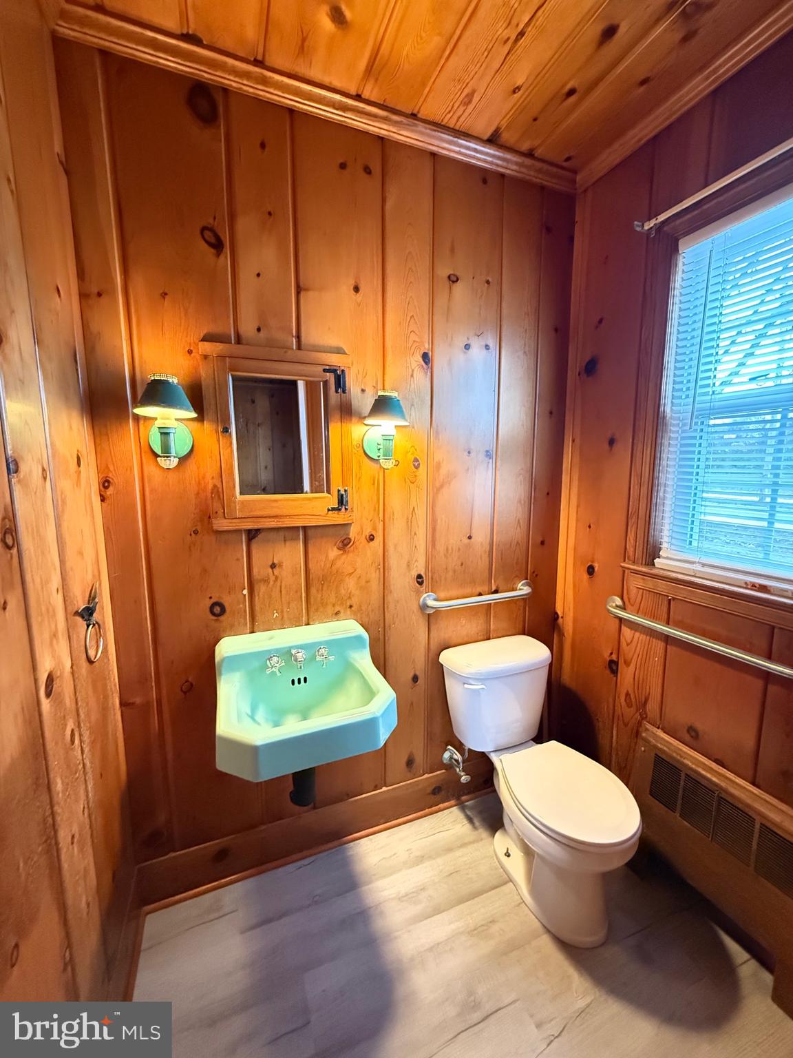 NON - Residential Lease