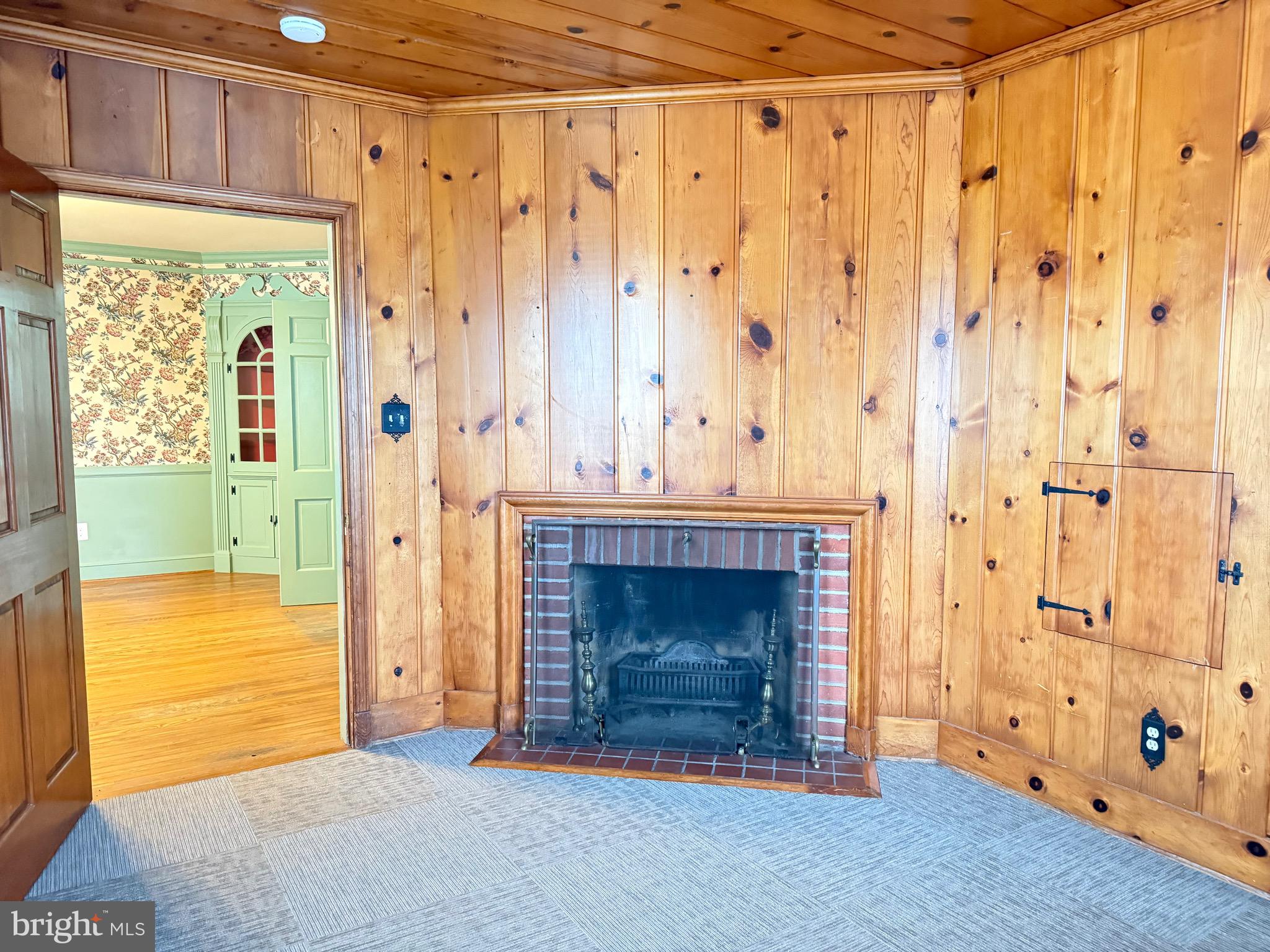 NON - Residential Lease