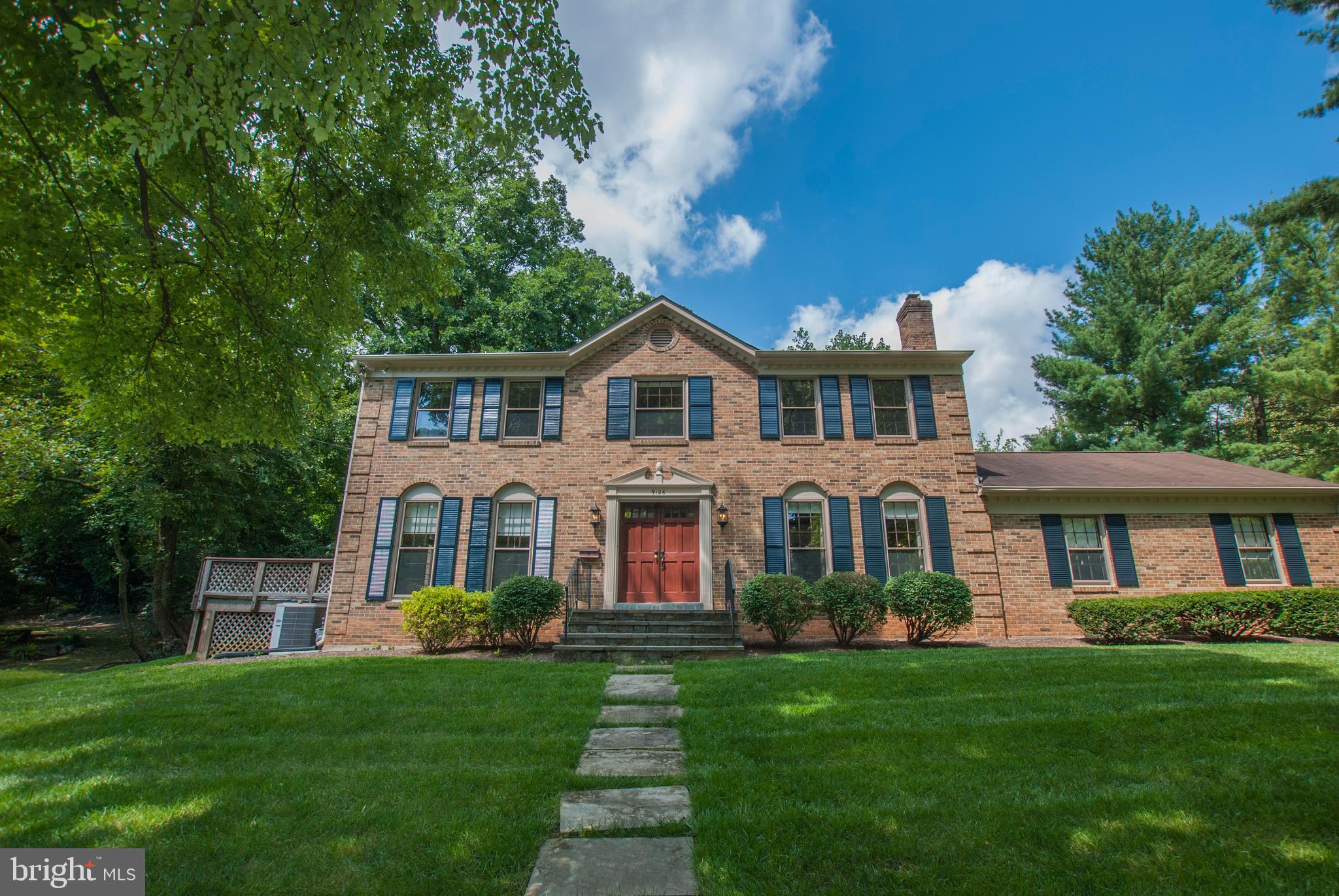 GREEN TREE MANOR - Residential Lease