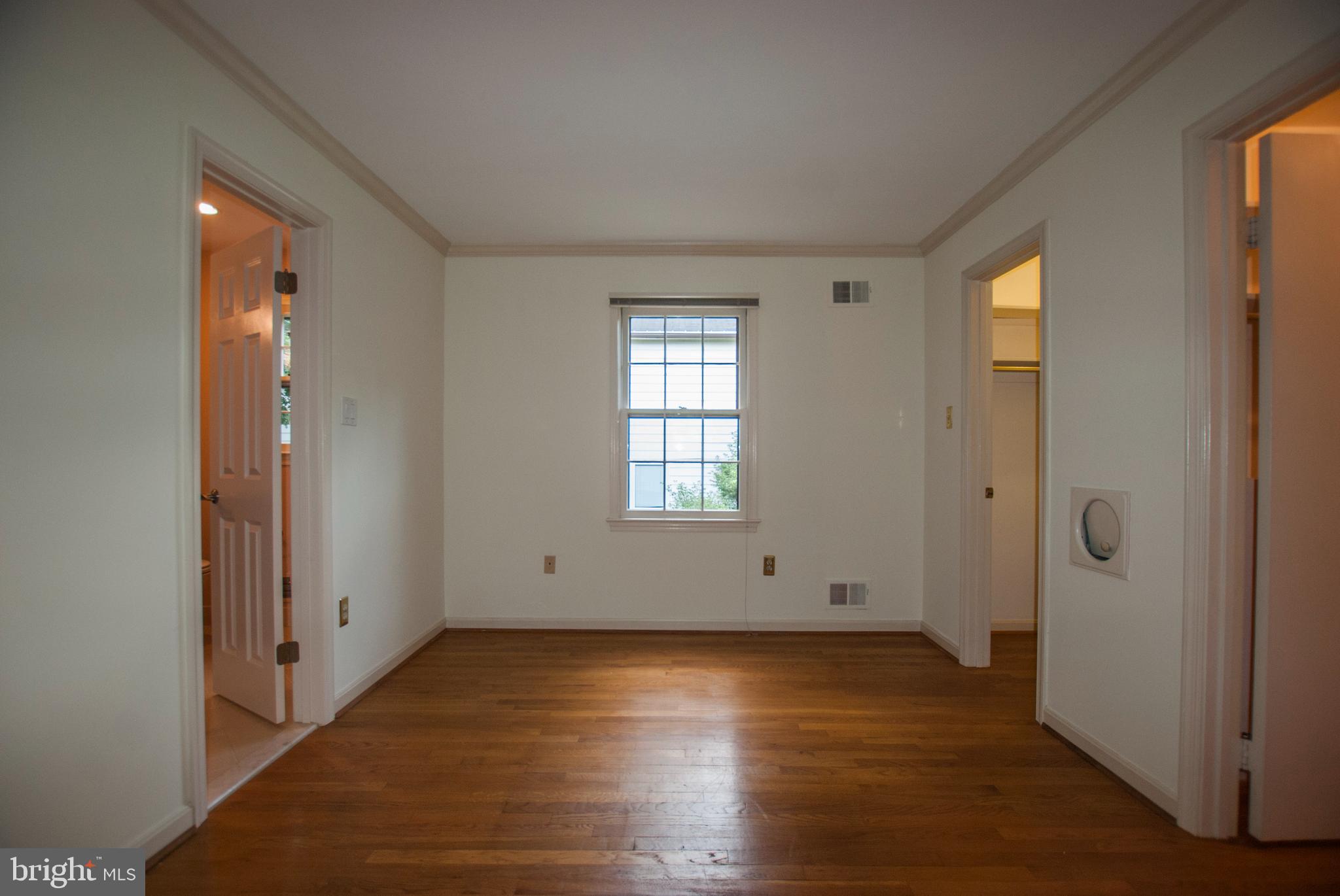 GREEN TREE MANOR - Residential Lease