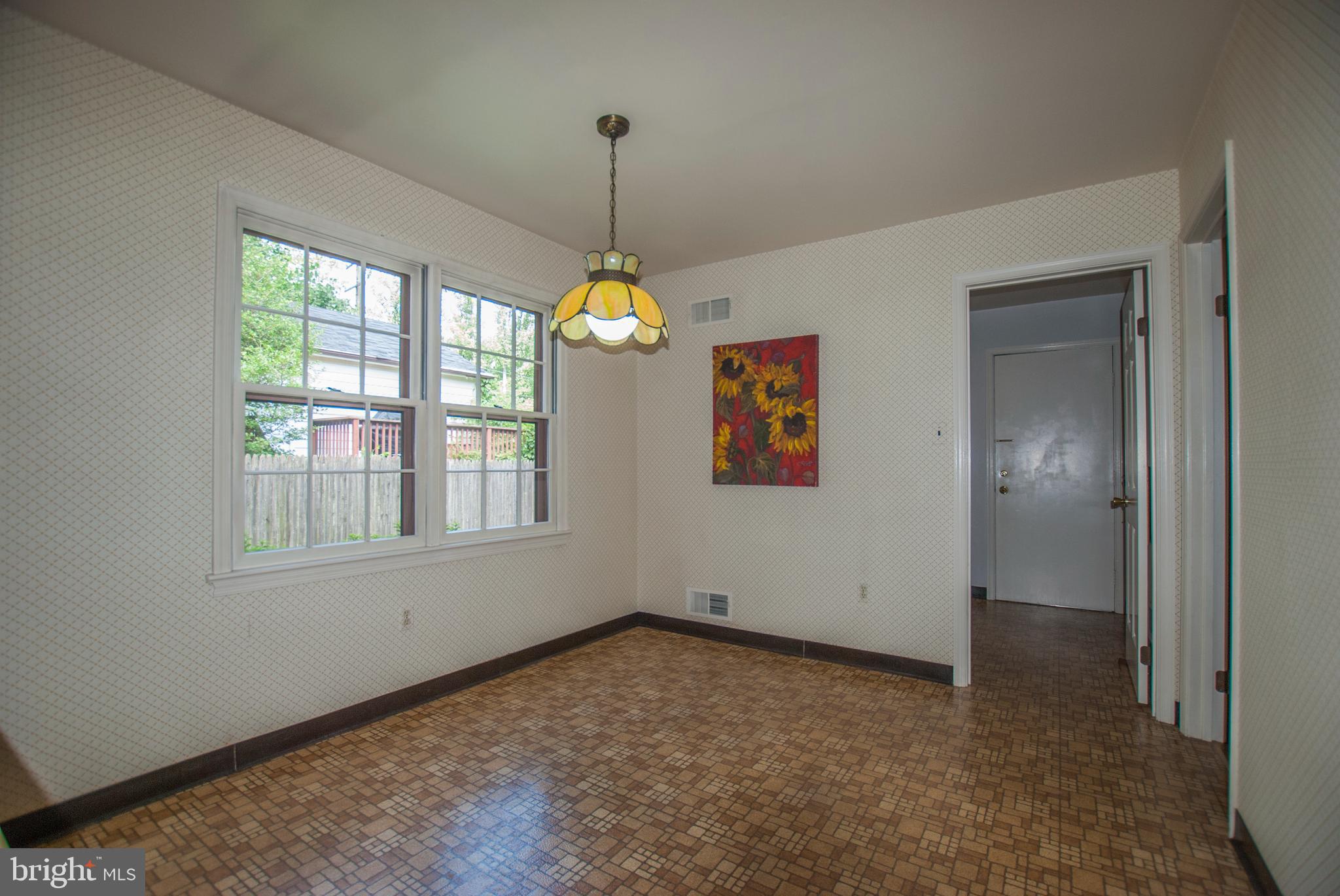 GREEN TREE MANOR - Residential Lease