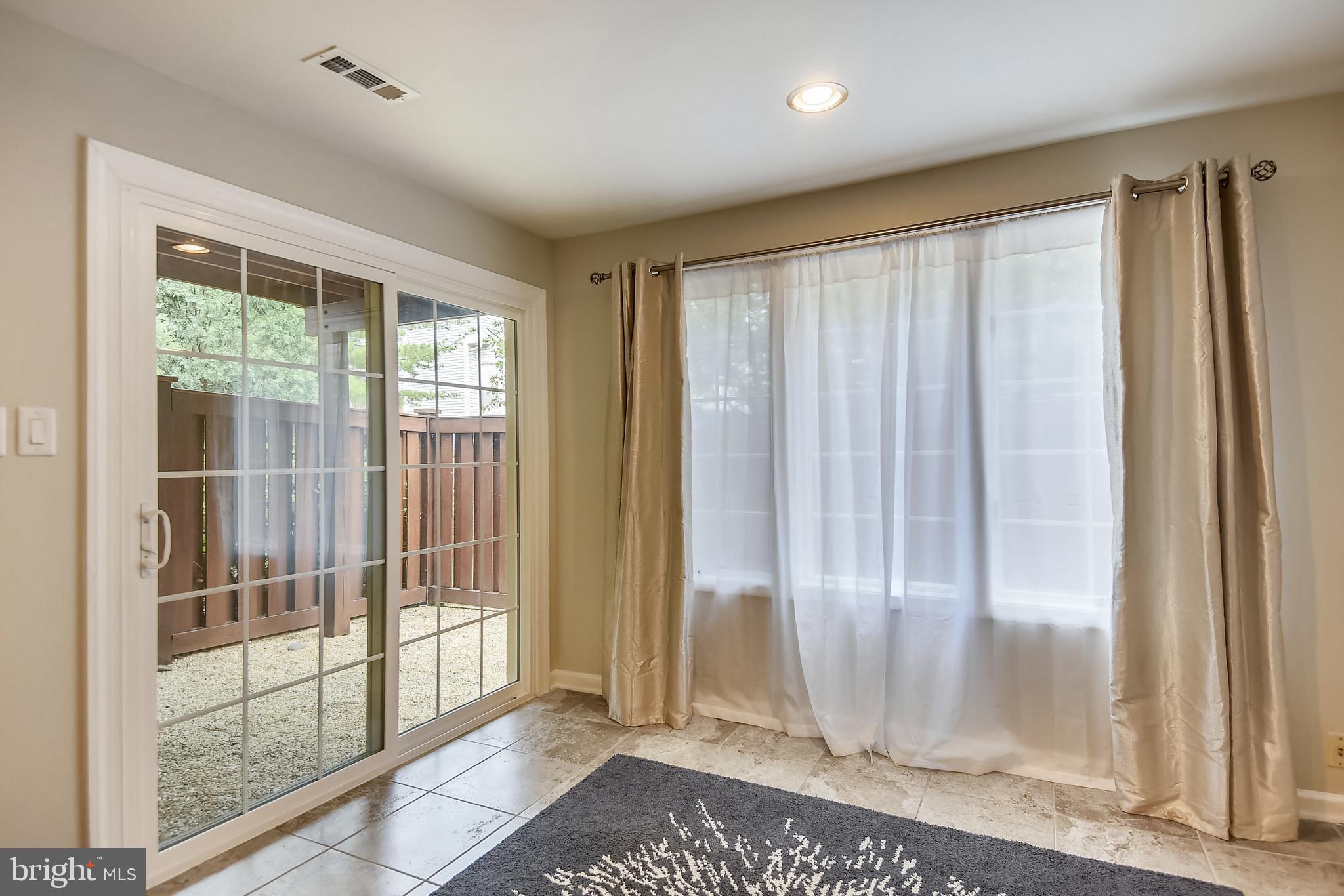 RANDOM HILLS LAND BAY - Residential