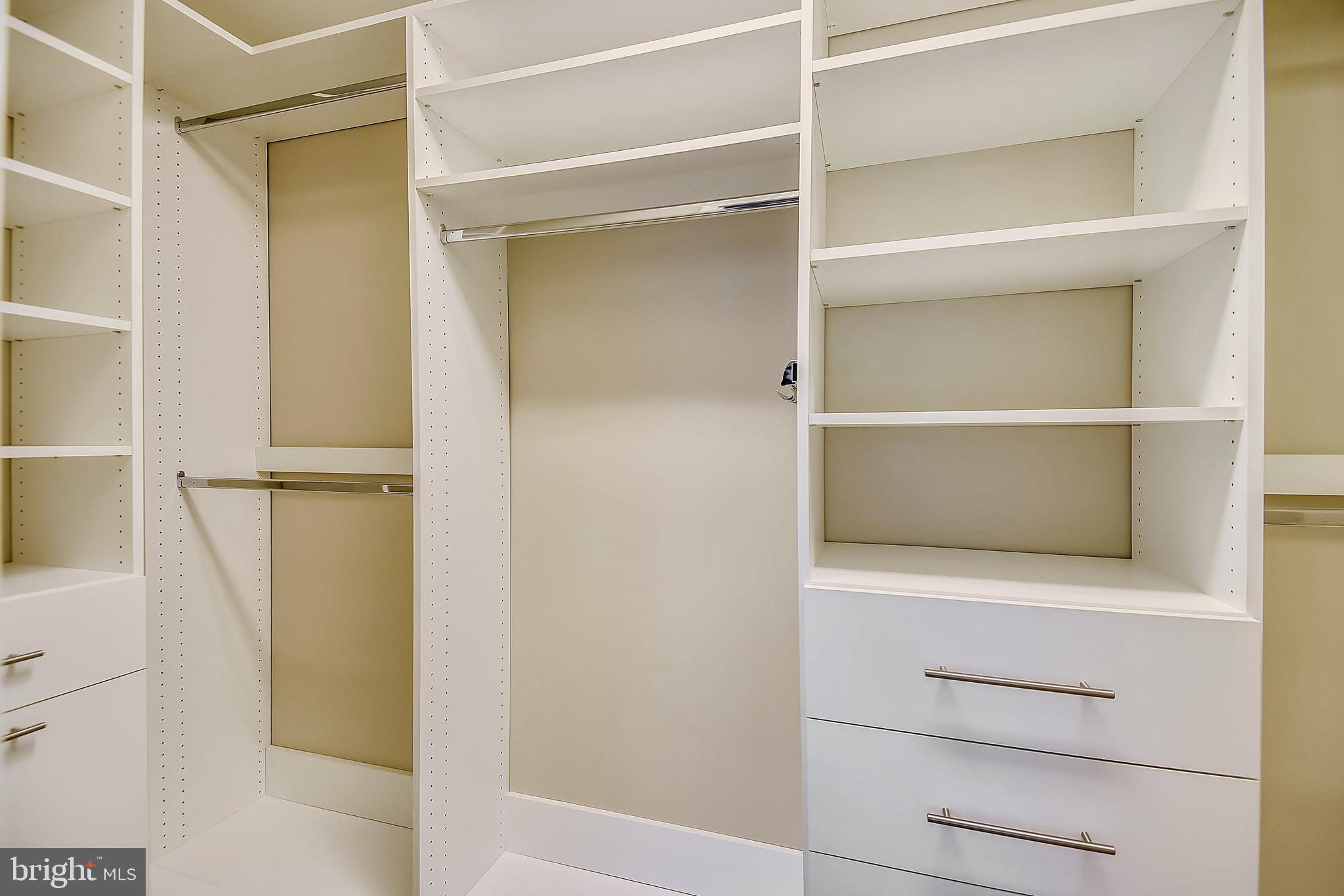 RANDOM HILLS LAND BAY - Residential