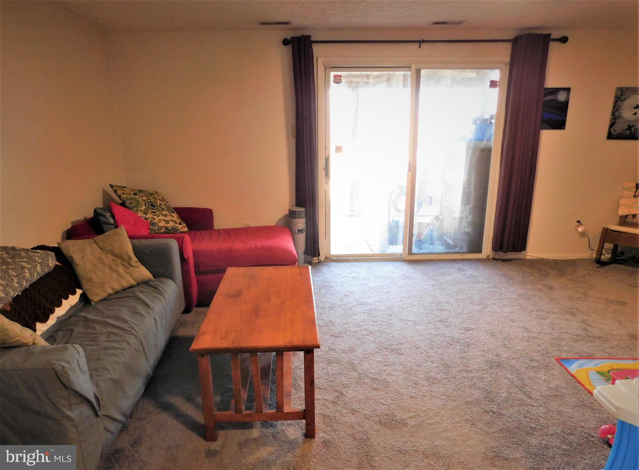 QUEEN ANNE VILLAGE - Residential