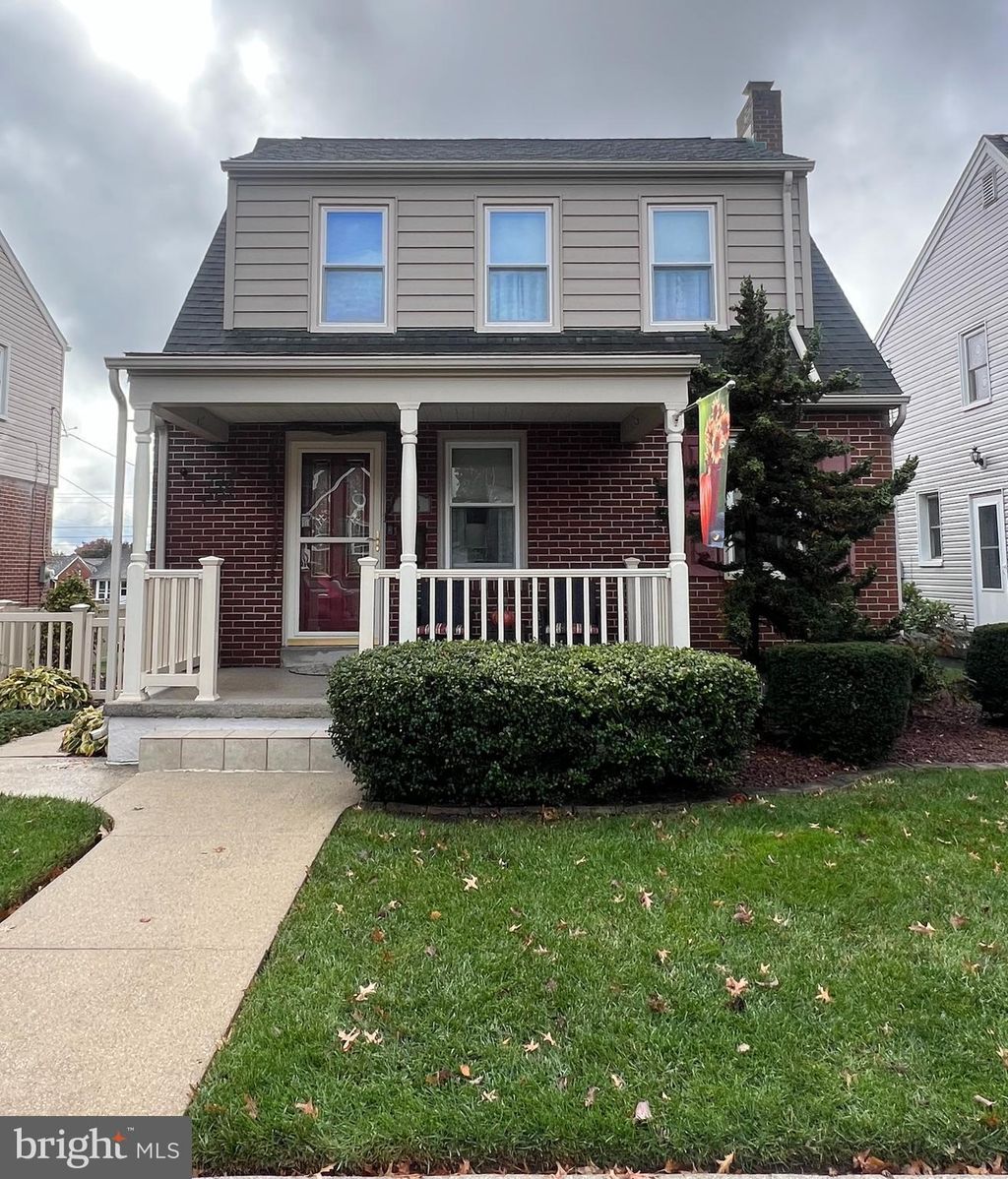 Photo of 266 Princess Street, HANOVER, PA 17331 (MLS # PAYK2092140)