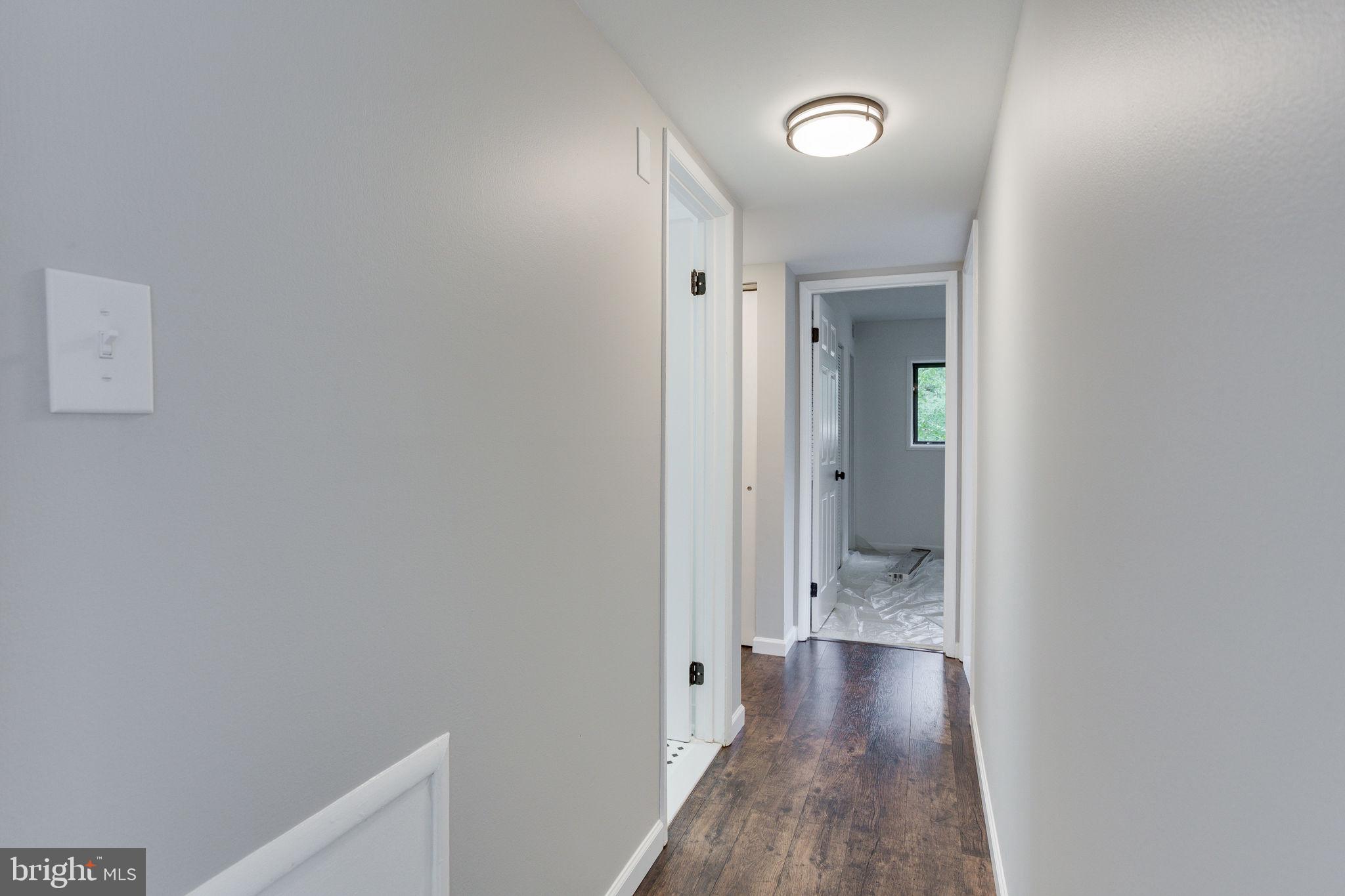 MCLEAN HILLS - Residential