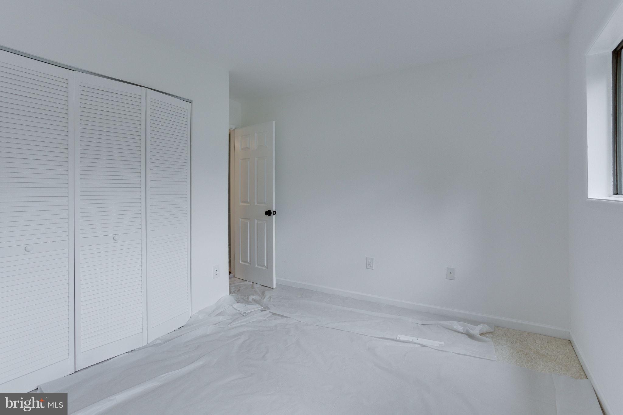 MCLEAN HILLS - Residential